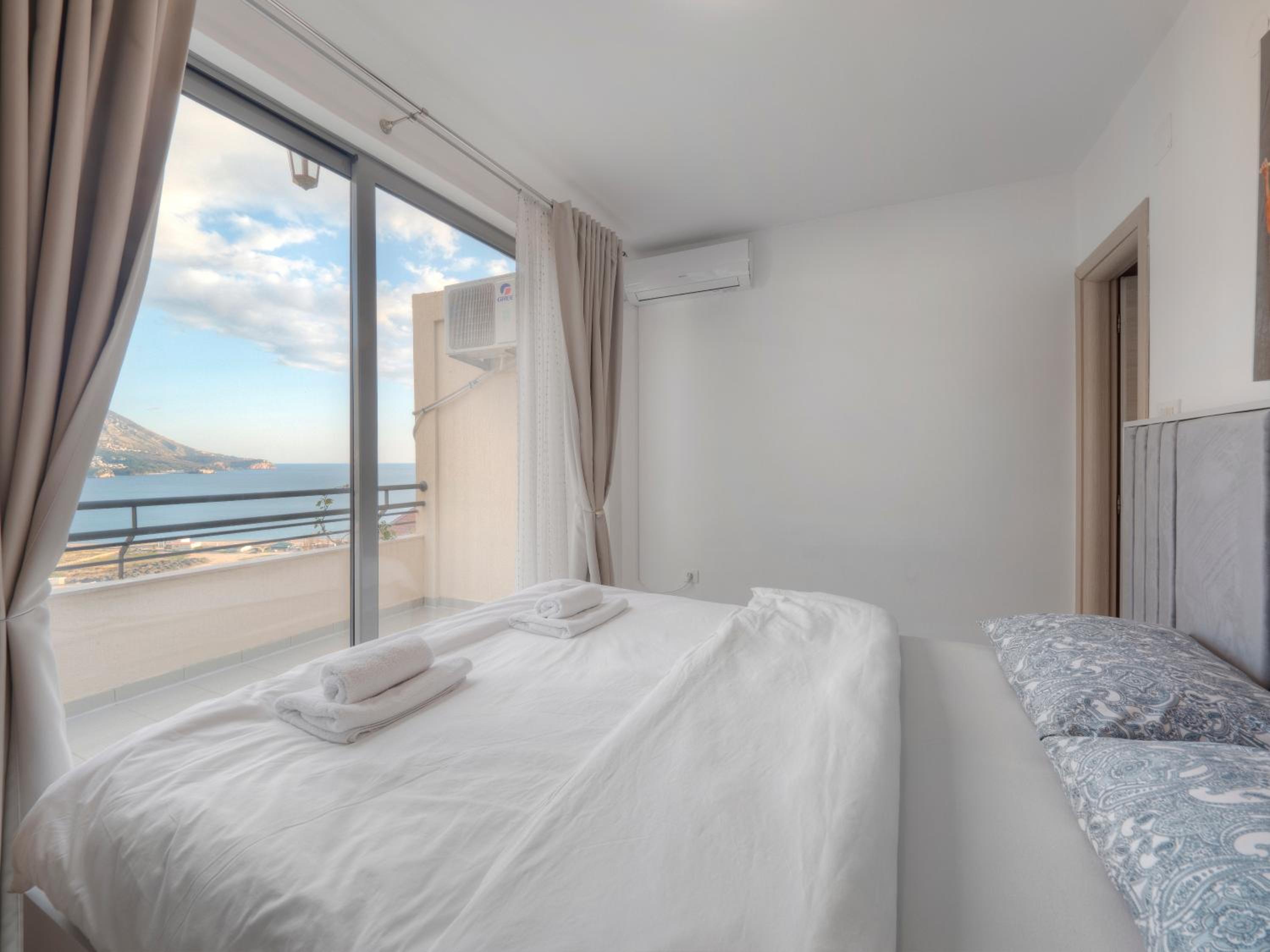 Hotel Sea view Two bedroom Family Apartment with pool - Sunset Ivanovići - Image 1