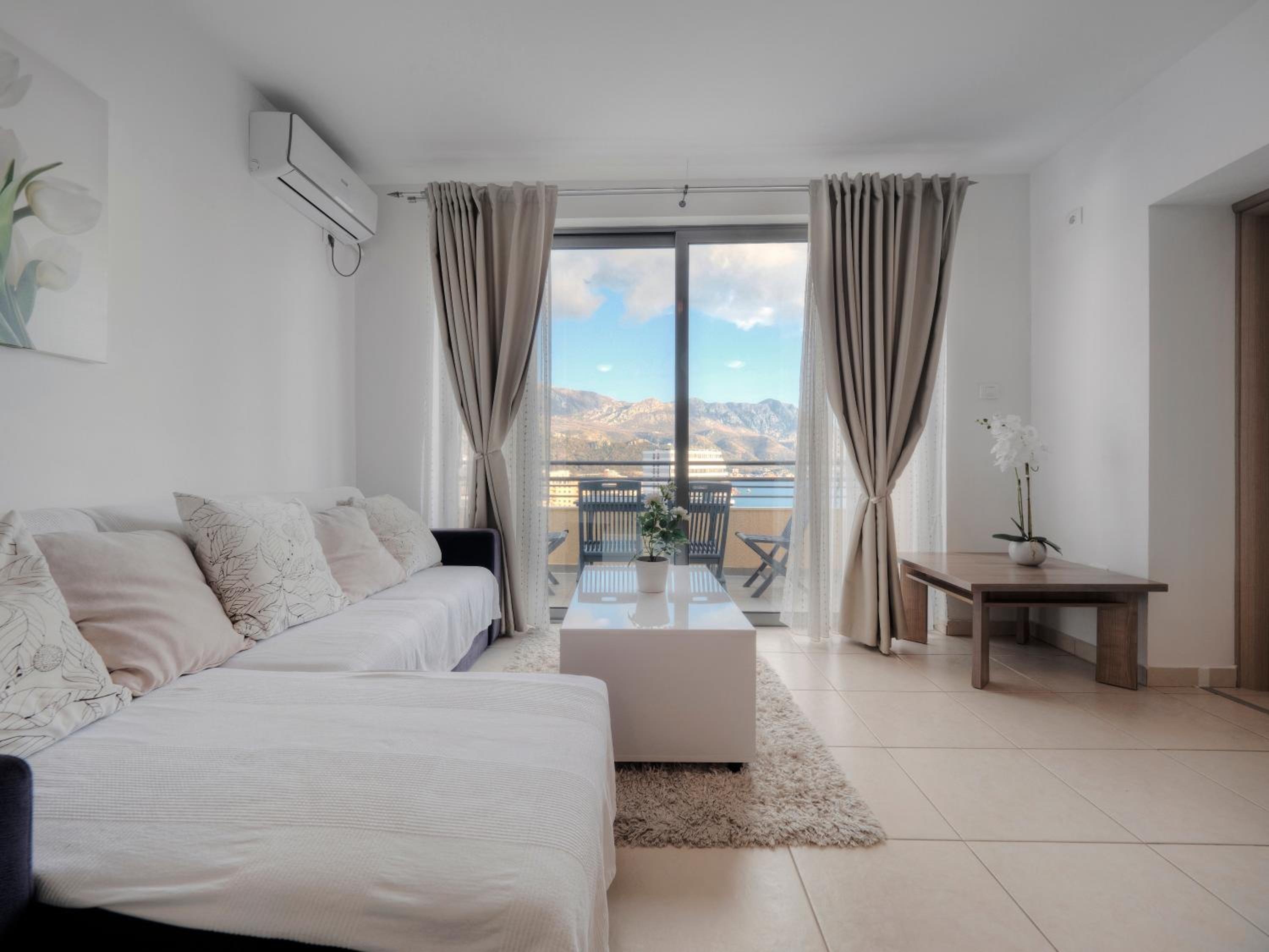 Sea view Two bedroom Family Apartment with pool - Sunset Ivanovići view 2