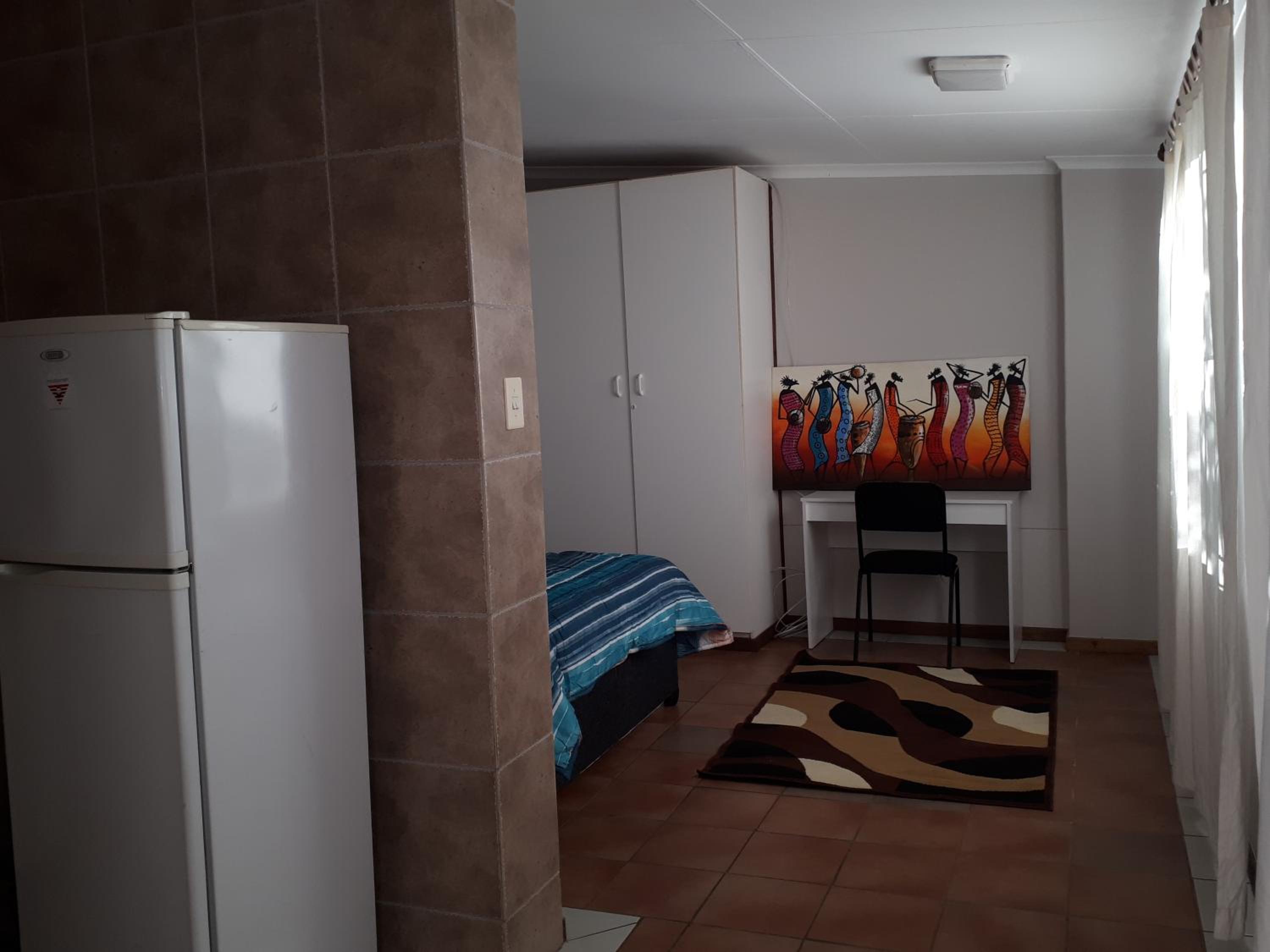 Cottage, close to UJ, Milpark, Wits