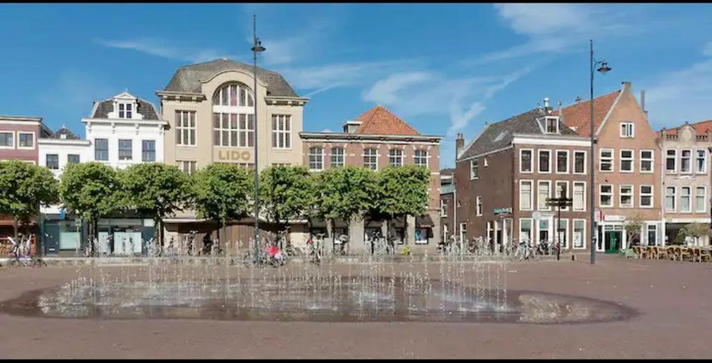 Best Location in Centrum view 5