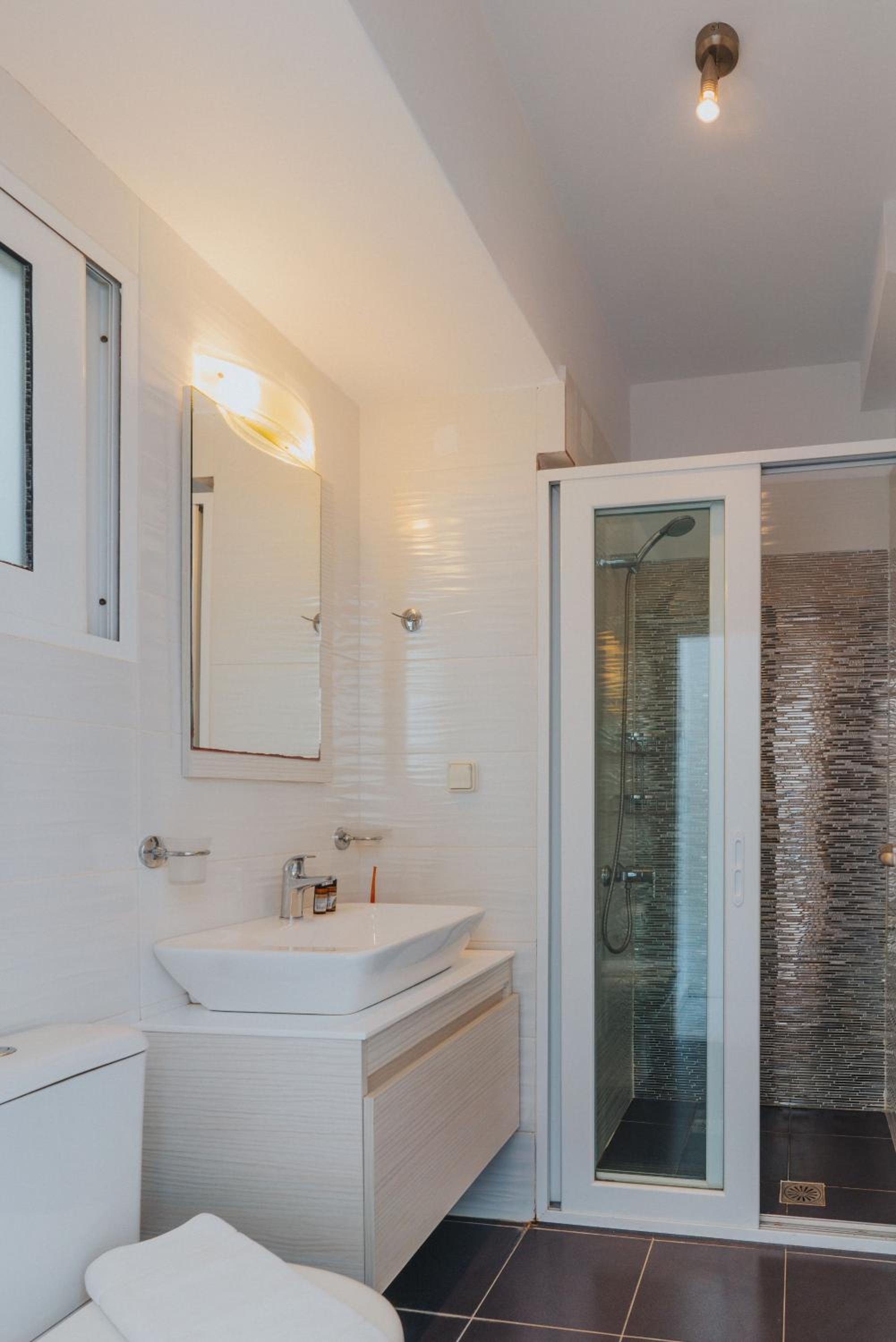 Vithos Seaside Aparthotel