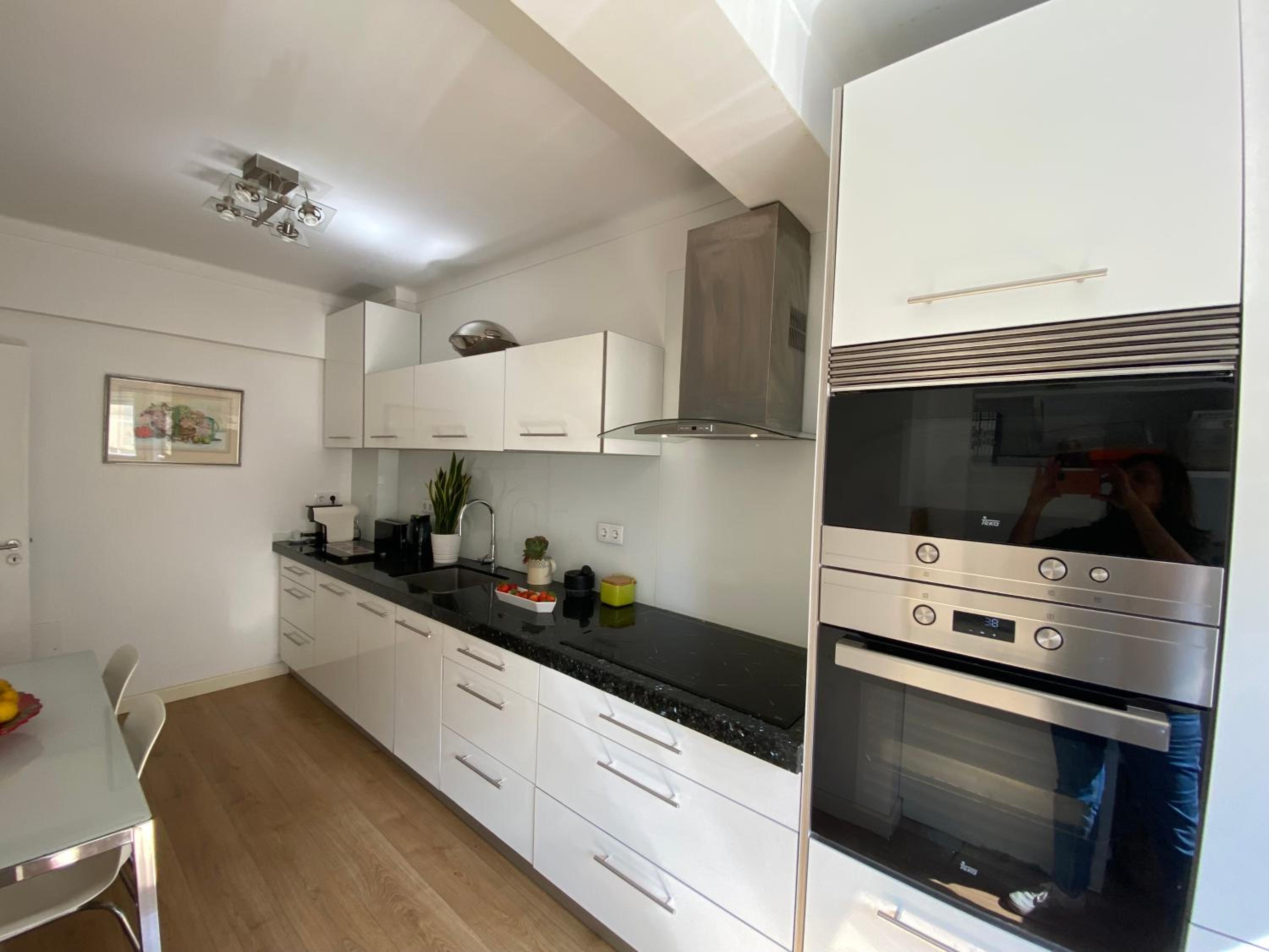 Cosy Avenida Apartment view 4