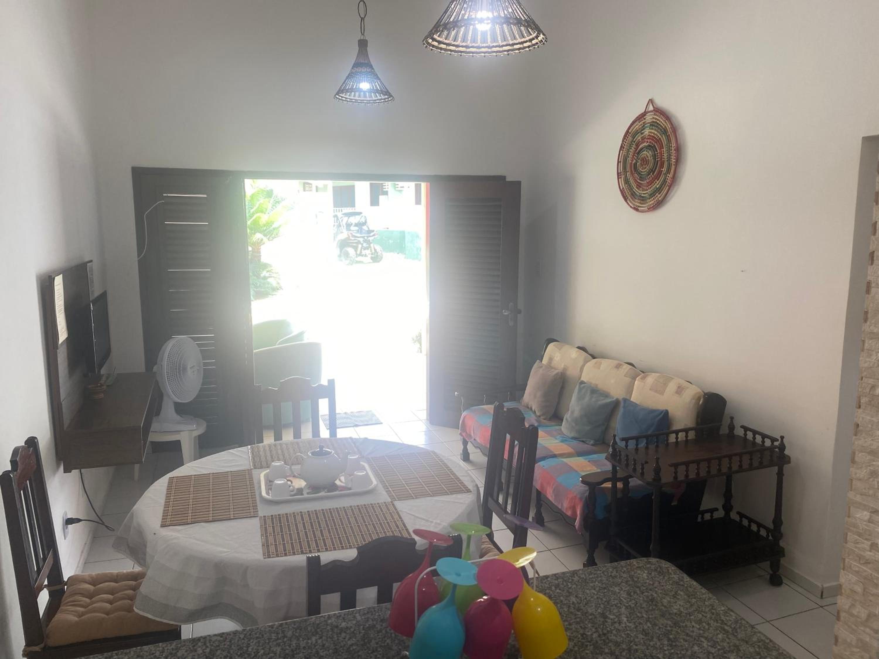 CASA DUPLEX em CONDOMÍNIO à beira do RIO PREGUIÇAS