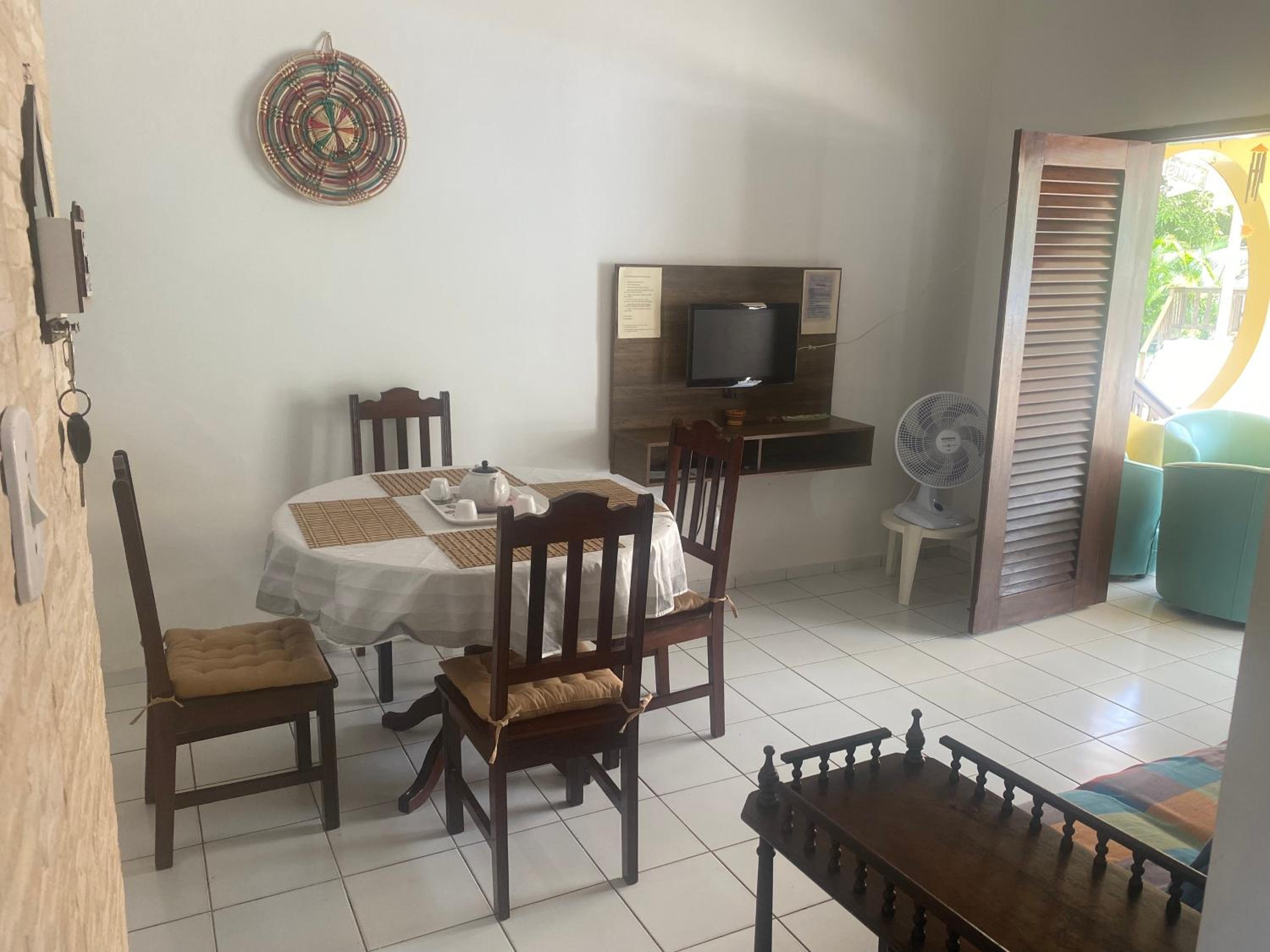 CASA DUPLEX em CONDOMÍNIO à beira do RIO PREGUIÇAS