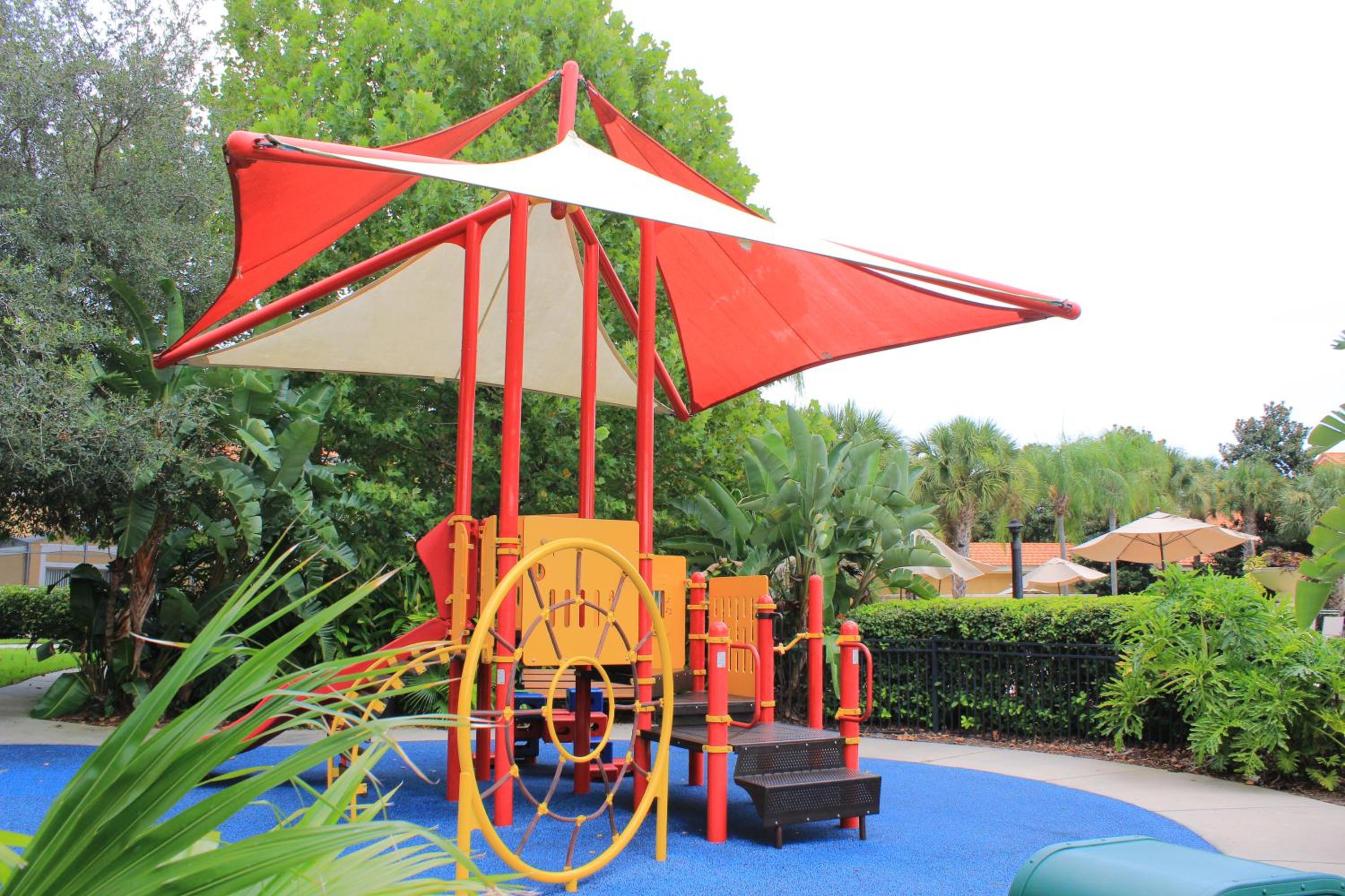 Encantada Resort Vacation Townhomes by IDILIQ