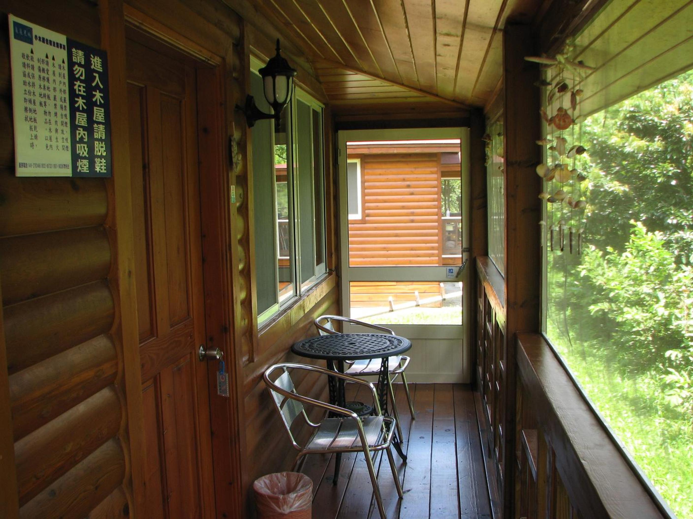 Photo 18