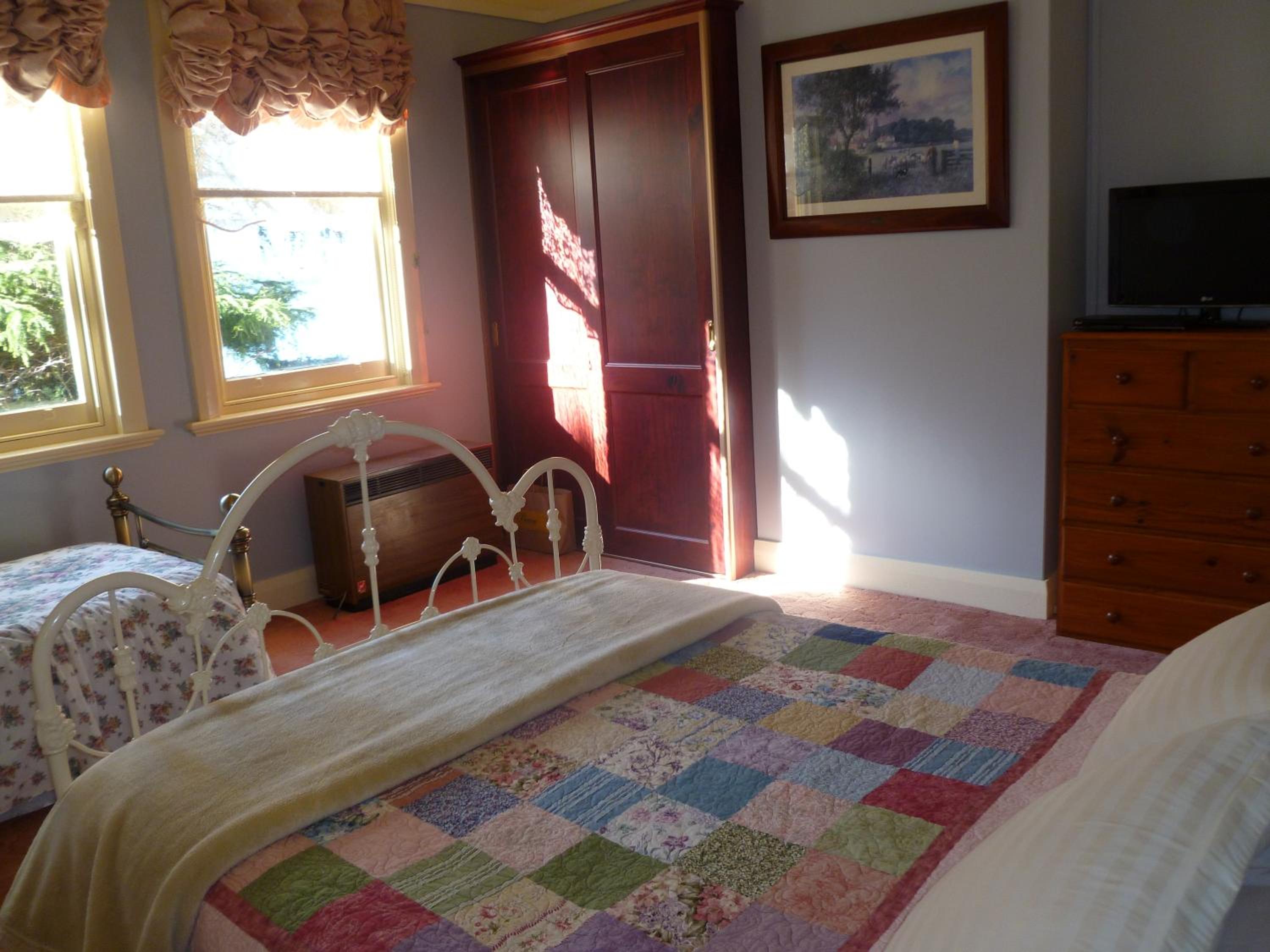 Donalea 2 Bedroom Riverview Apartment