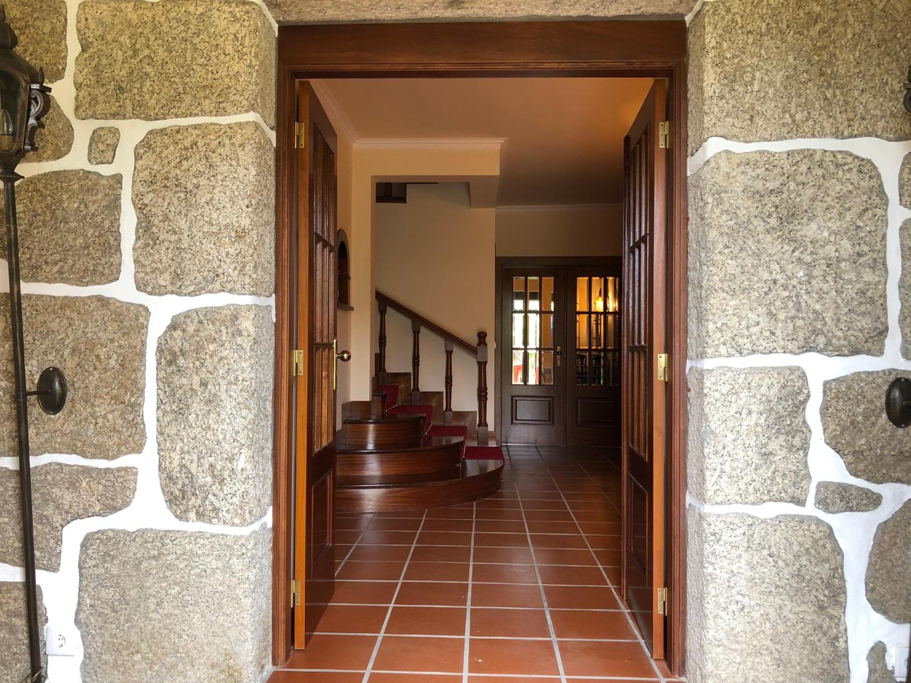 Casa das Eiras view 3