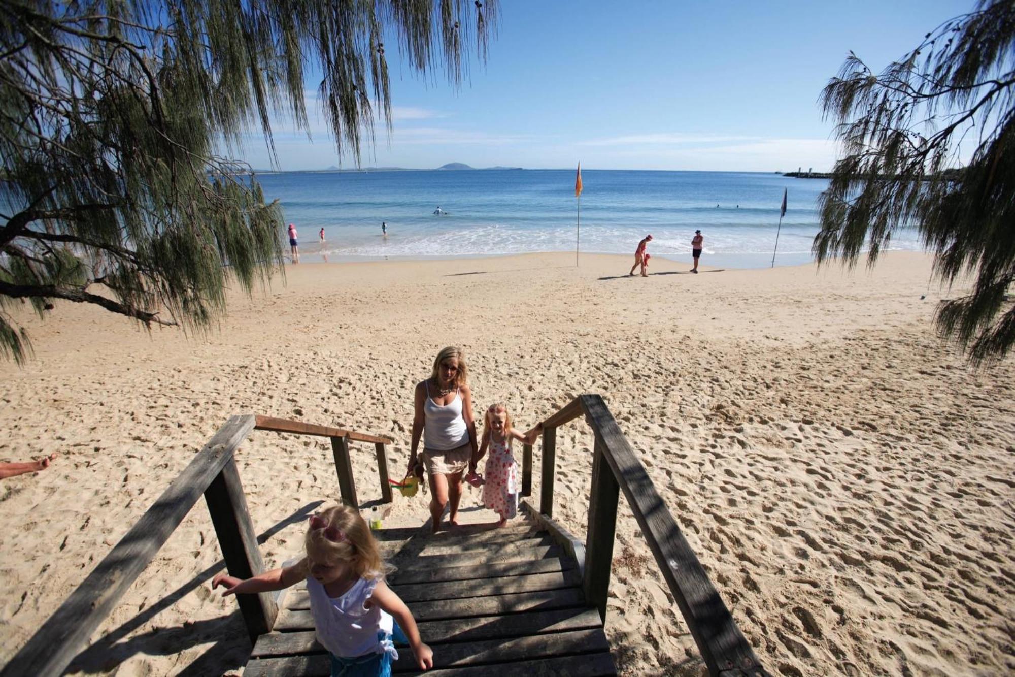 Alex Seaside Resort