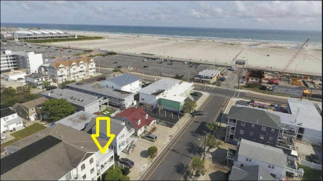Family Friendly Beach Block Ocean View 3 BR, 2 BA, Condo near Wildwood Crest and Convention Center view 5