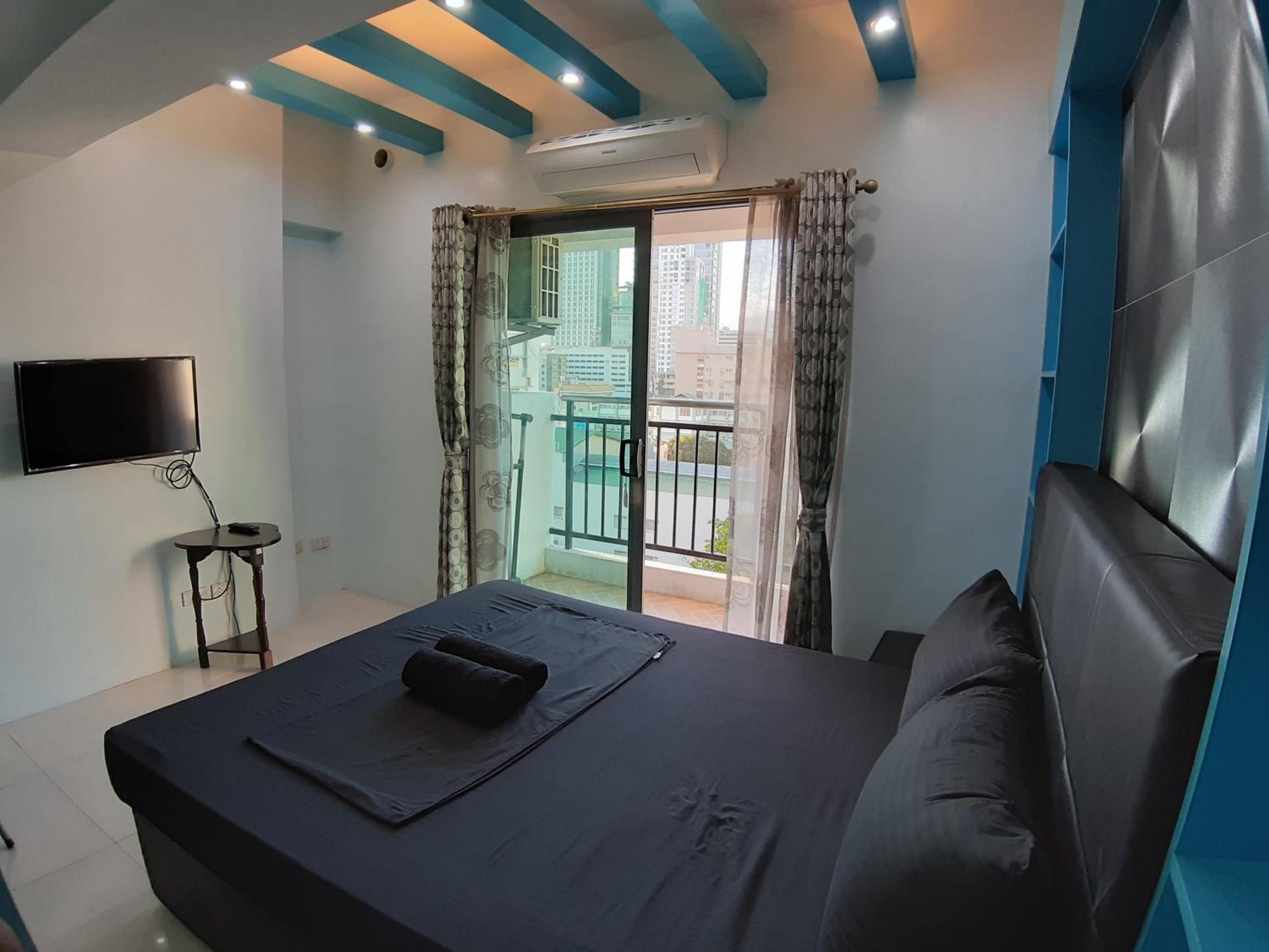 Cebu City Suites Ramos Tower by P&J