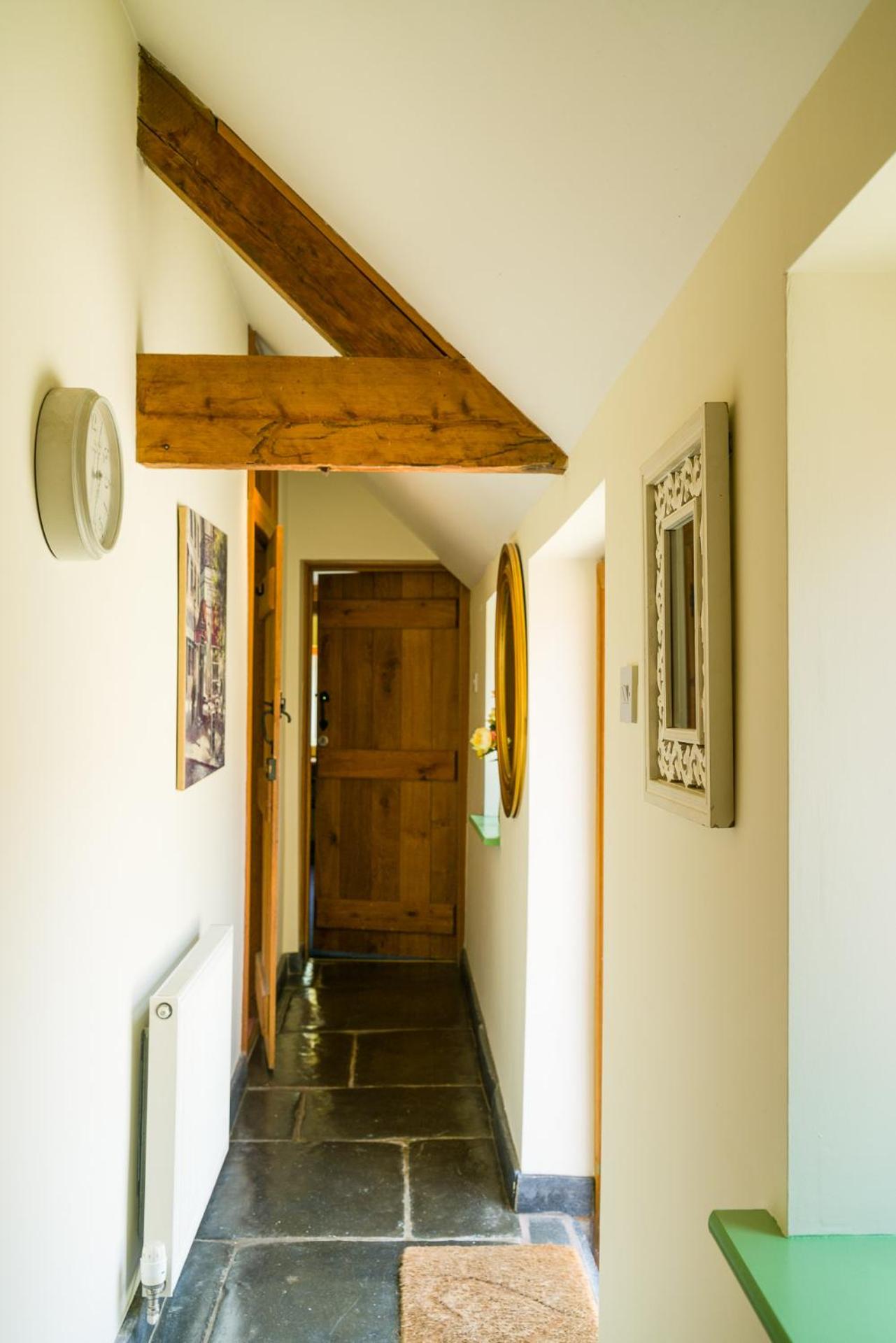 Photo 29