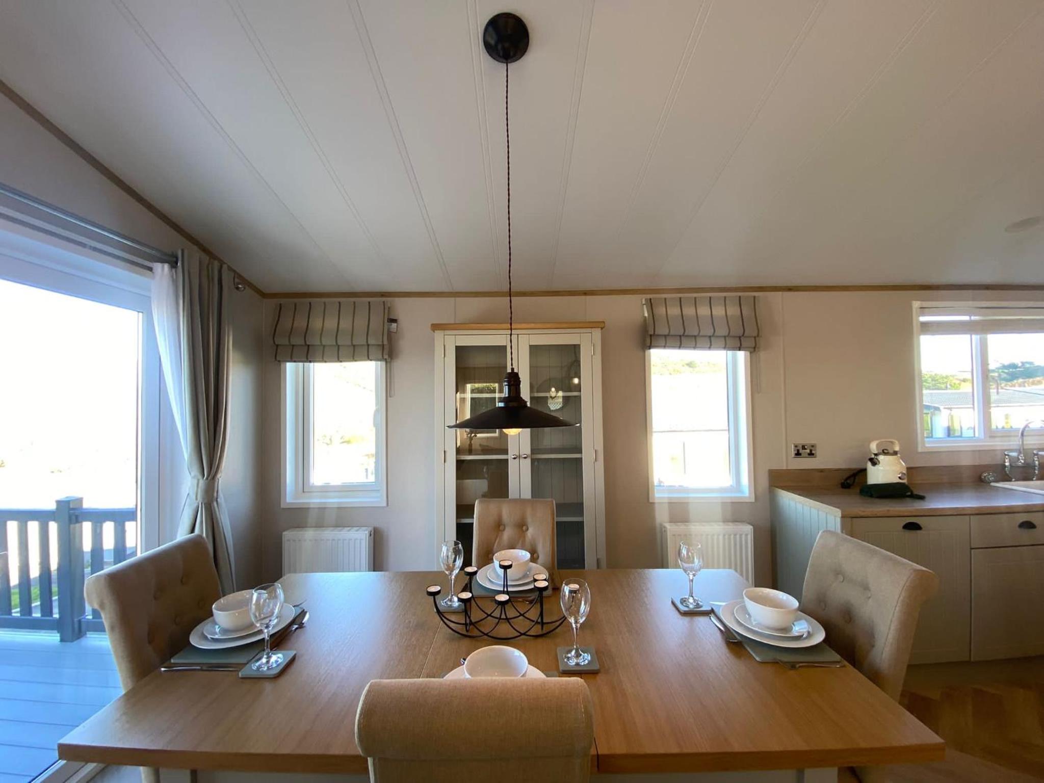 Daphne's Lodge view 5