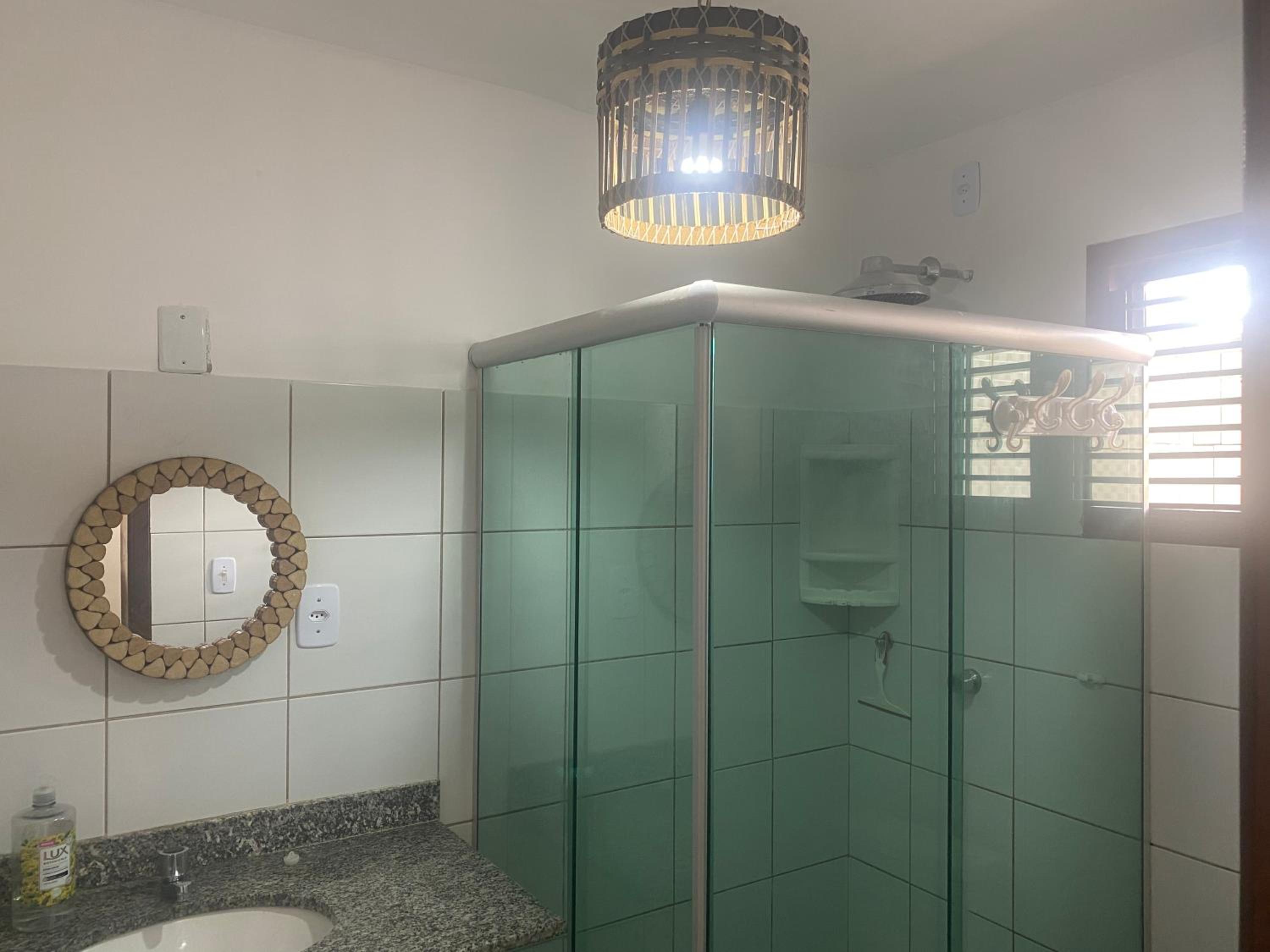 CASA DUPLEX em CONDOMÍNIO à beira do RIO PREGUIÇAS