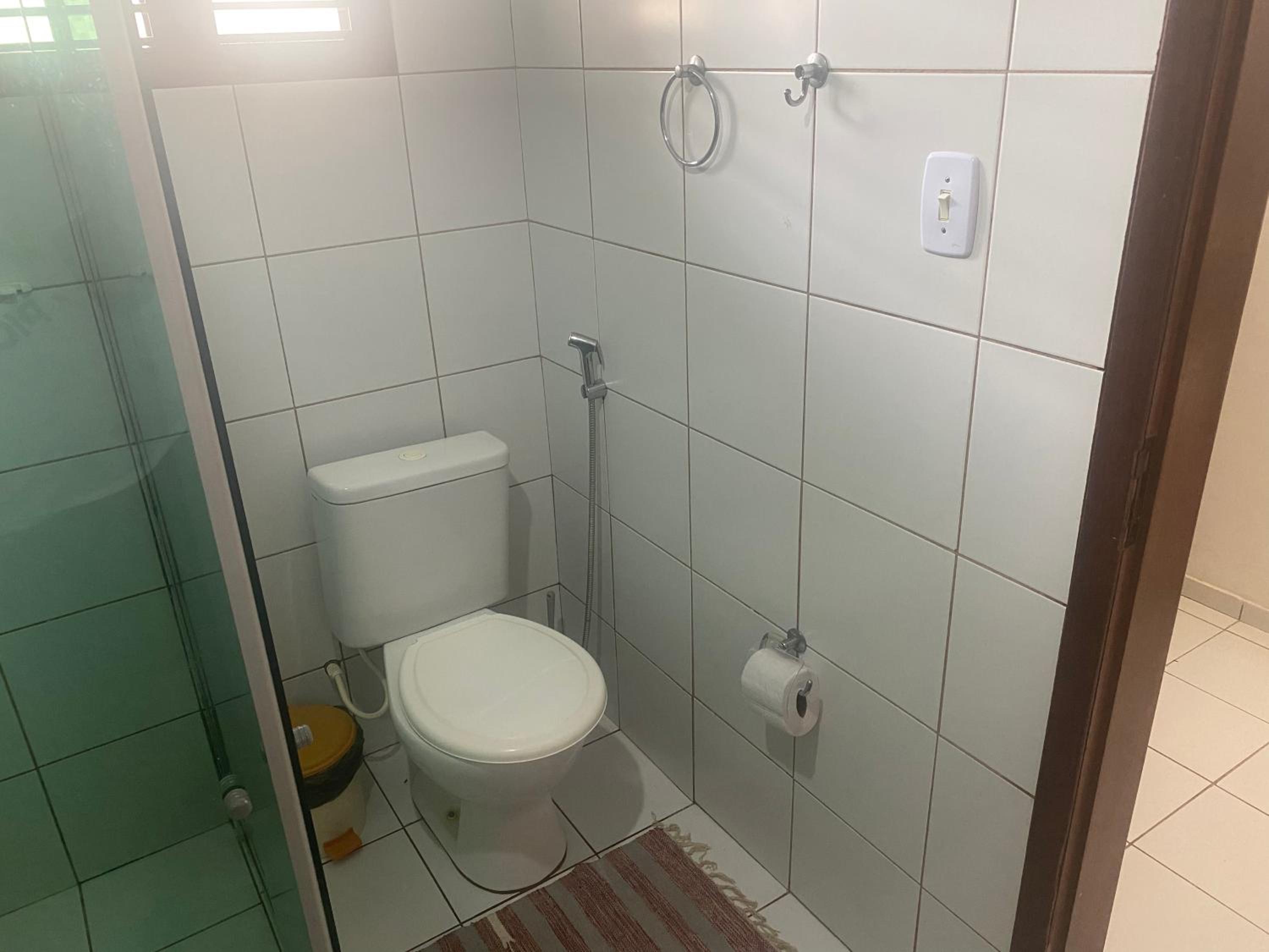 CASA DUPLEX em CONDOMÍNIO à beira do RIO PREGUIÇAS