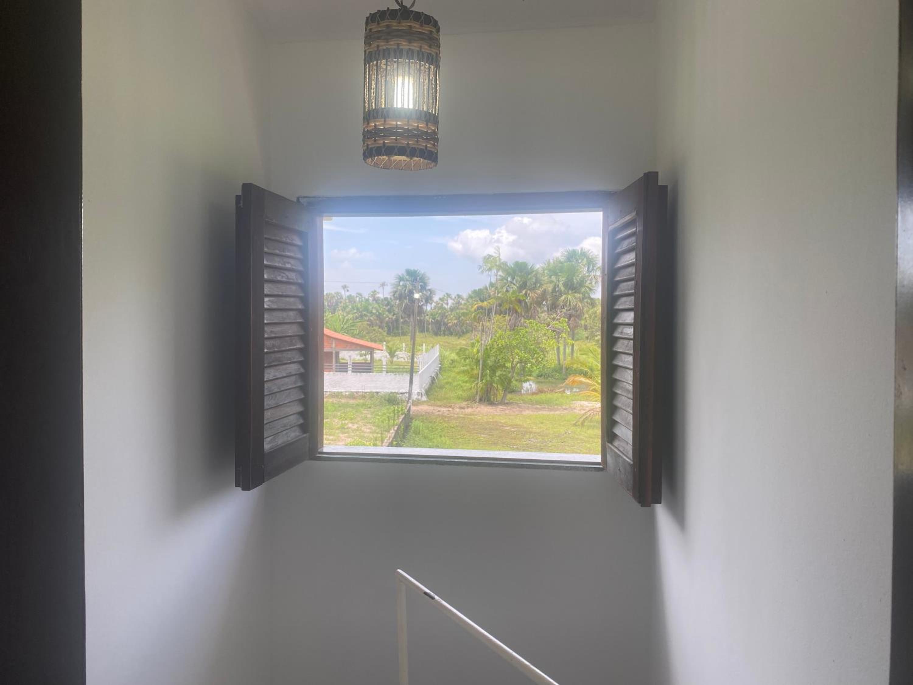CASA DUPLEX em CONDOMÍNIO à beira do RIO PREGUIÇAS