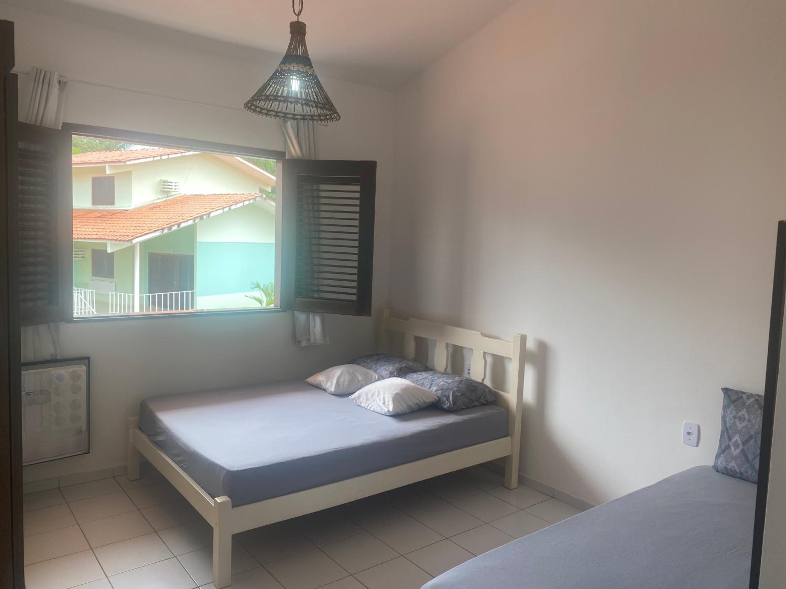 CASA DUPLEX em CONDOMÍNIO à beira do RIO PREGUIÇAS