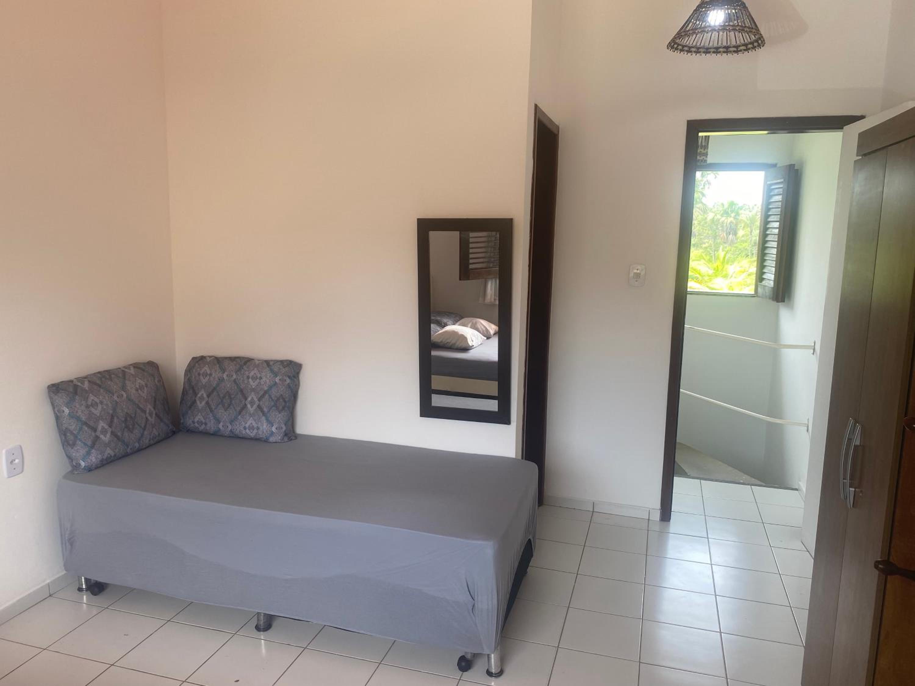 CASA DUPLEX em CONDOMÍNIO à beira do RIO PREGUIÇAS