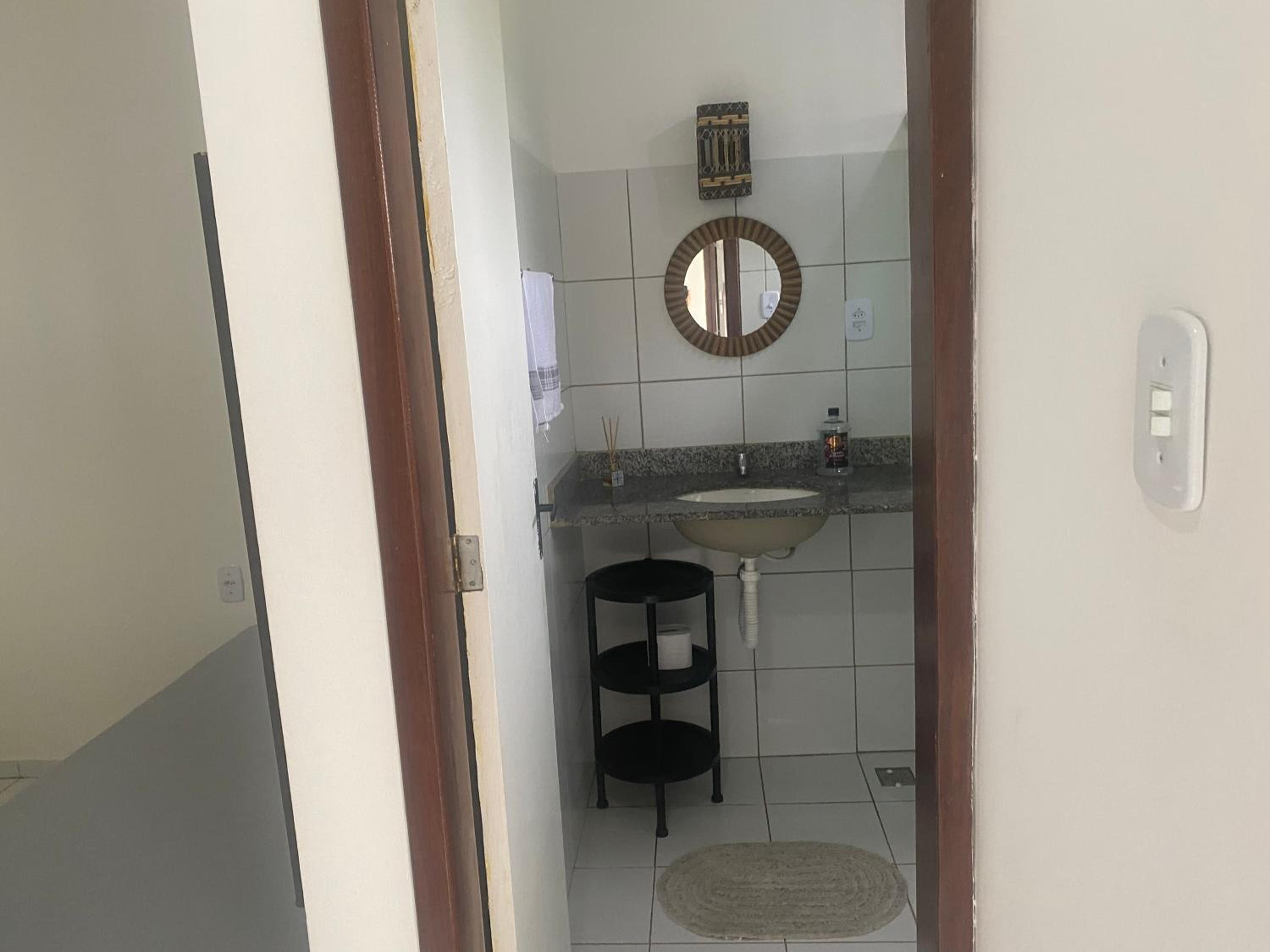 CASA DUPLEX em CONDOMÍNIO à beira do RIO PREGUIÇAS