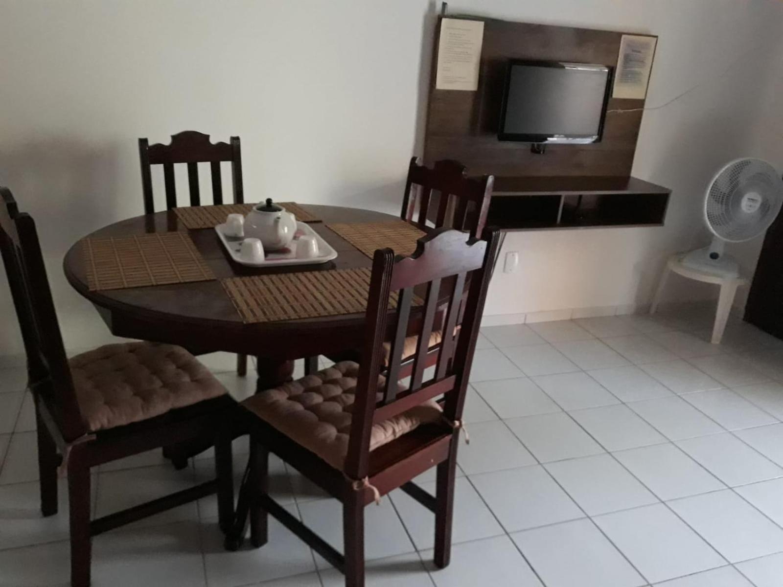CASA DUPLEX em CONDOMÍNIO à beira do RIO PREGUIÇAS