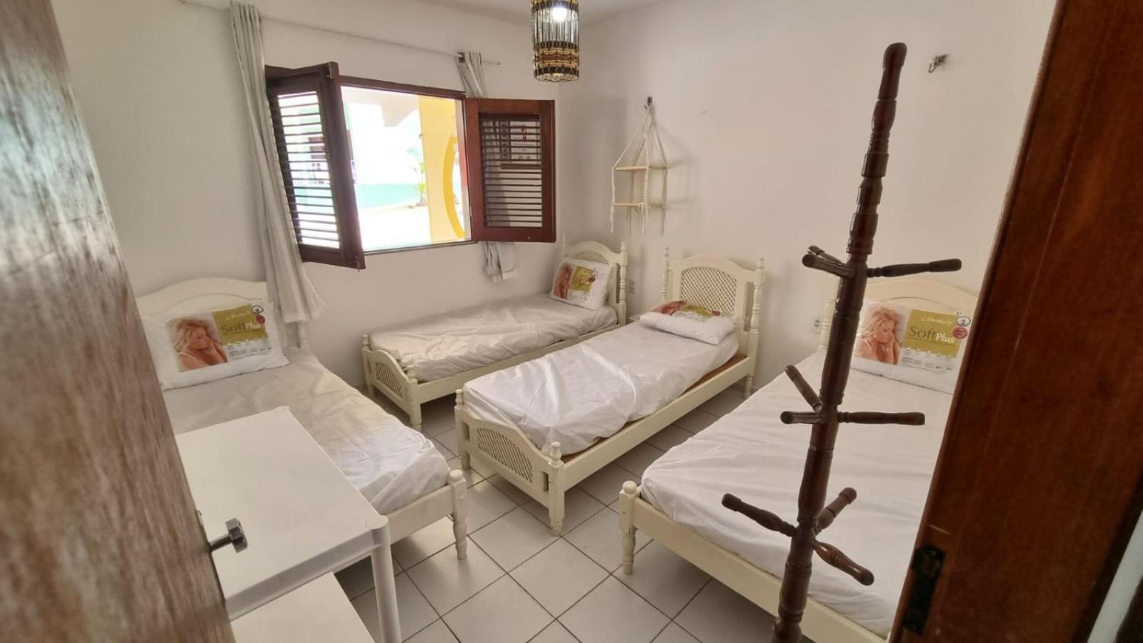 CASA DUPLEX em CONDOMÍNIO à beira do RIO PREGUIÇAS