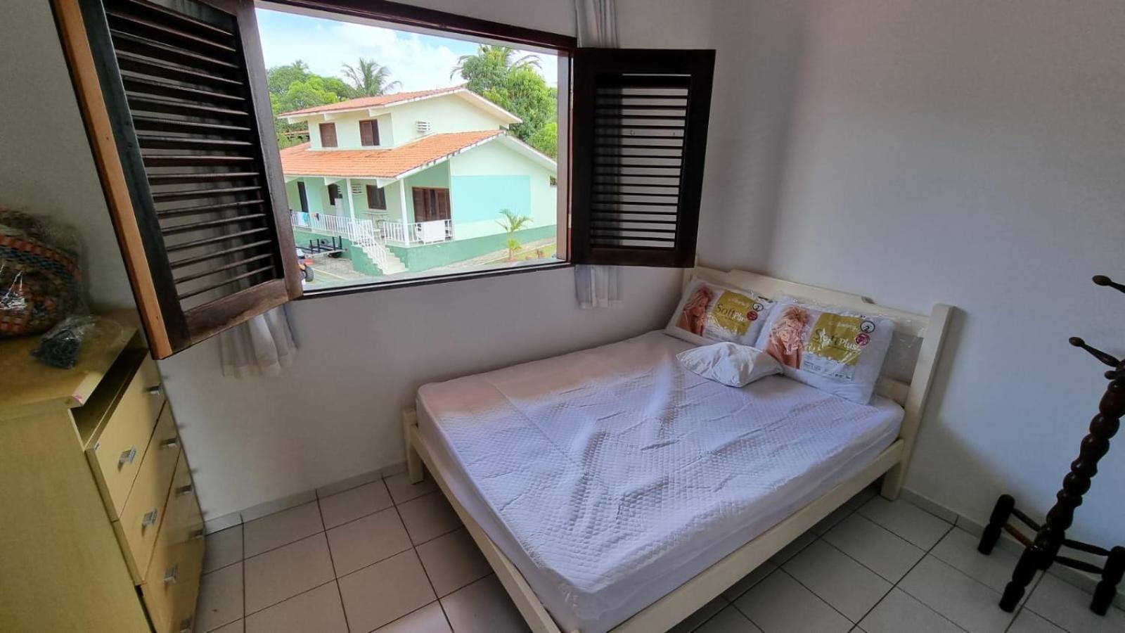 CASA DUPLEX em CONDOMÍNIO à beira do RIO PREGUIÇAS