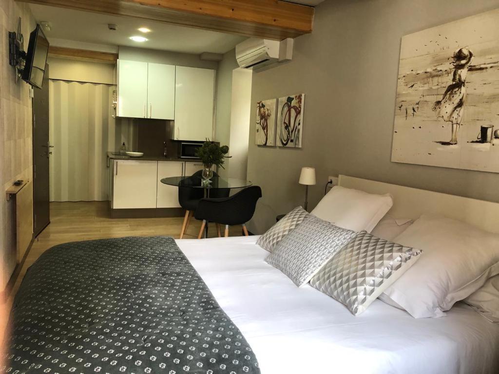 Nova Compostela Apartments