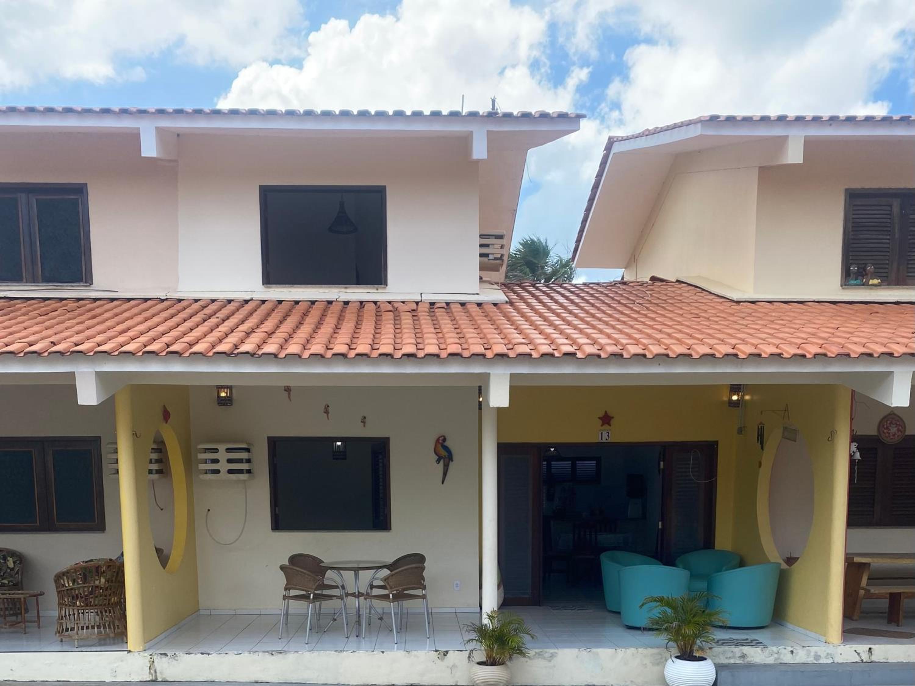 CASA DUPLEX em CONDOMÍNIO à beira do RIO PREGUIÇAS