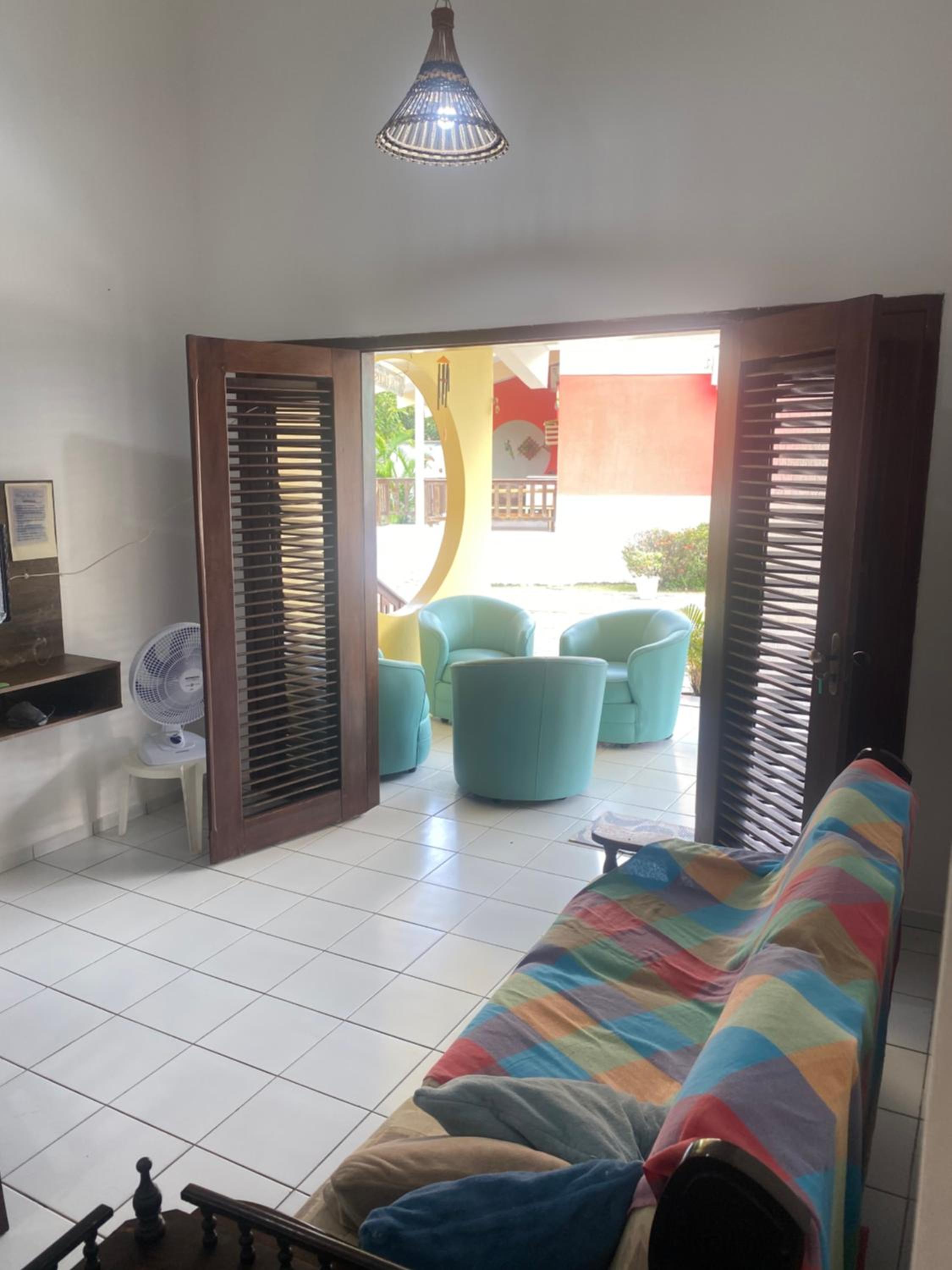 CASA DUPLEX em CONDOMÍNIO à beira do RIO PREGUIÇAS