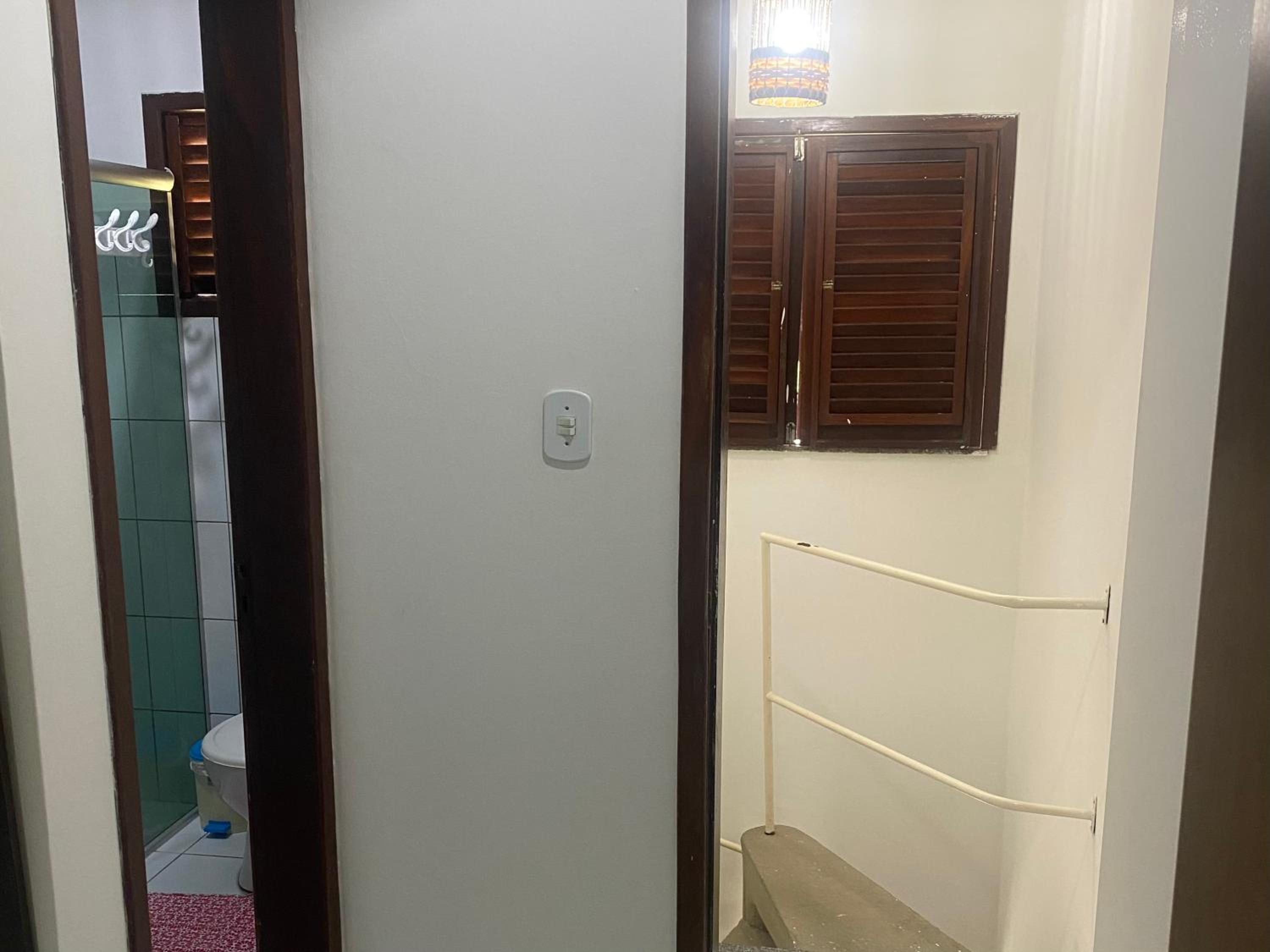 CASA DUPLEX em CONDOMÍNIO à beira do RIO PREGUIÇAS