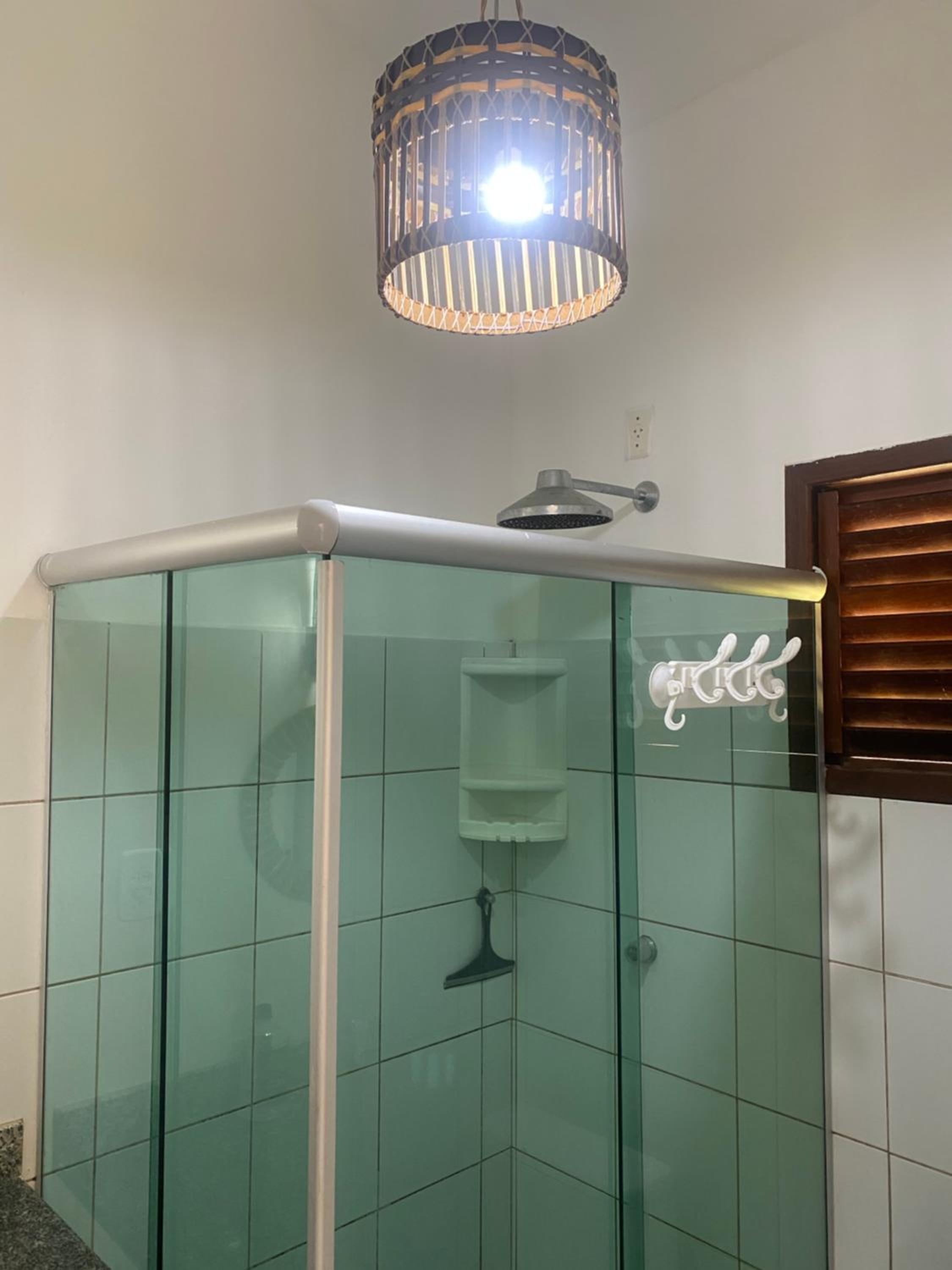 CASA DUPLEX em CONDOMÍNIO à beira do RIO PREGUIÇAS