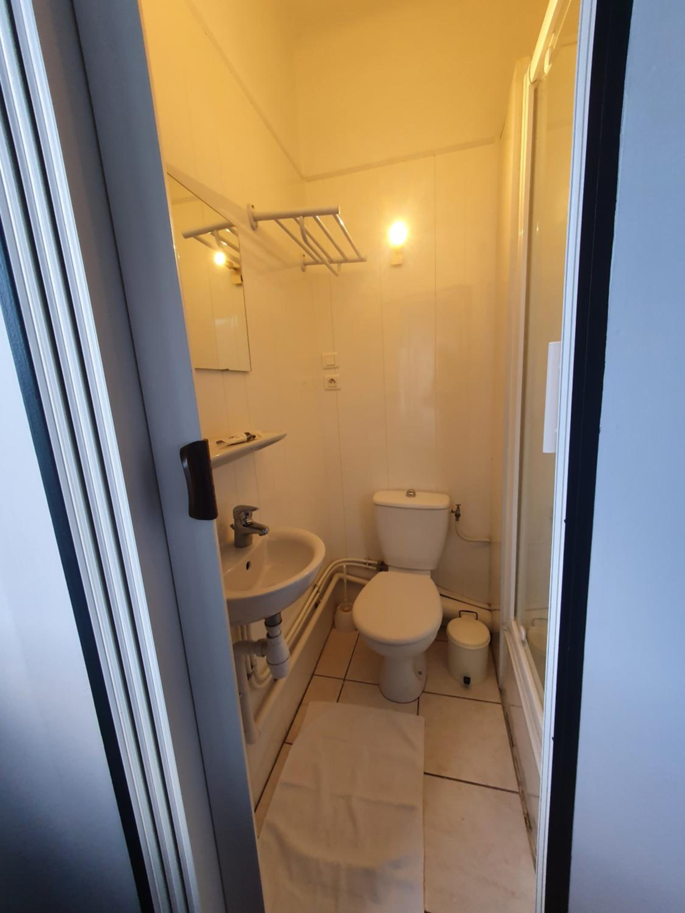 Photo 10