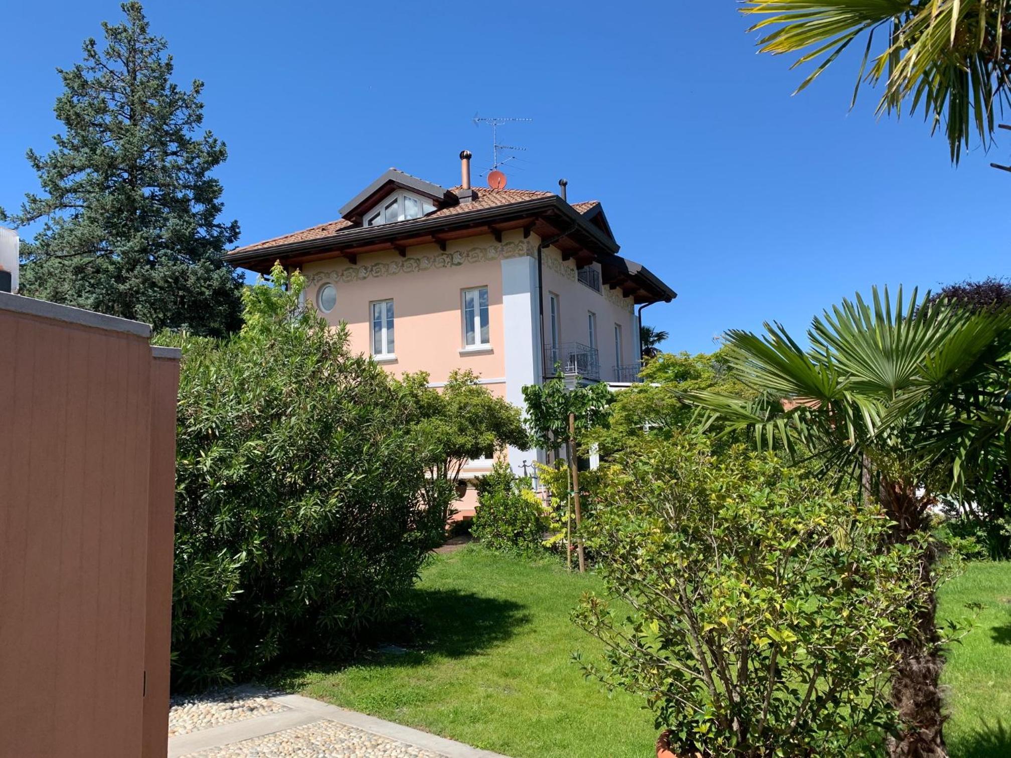 CASABELLA-LAGO MAGGIORE view 3