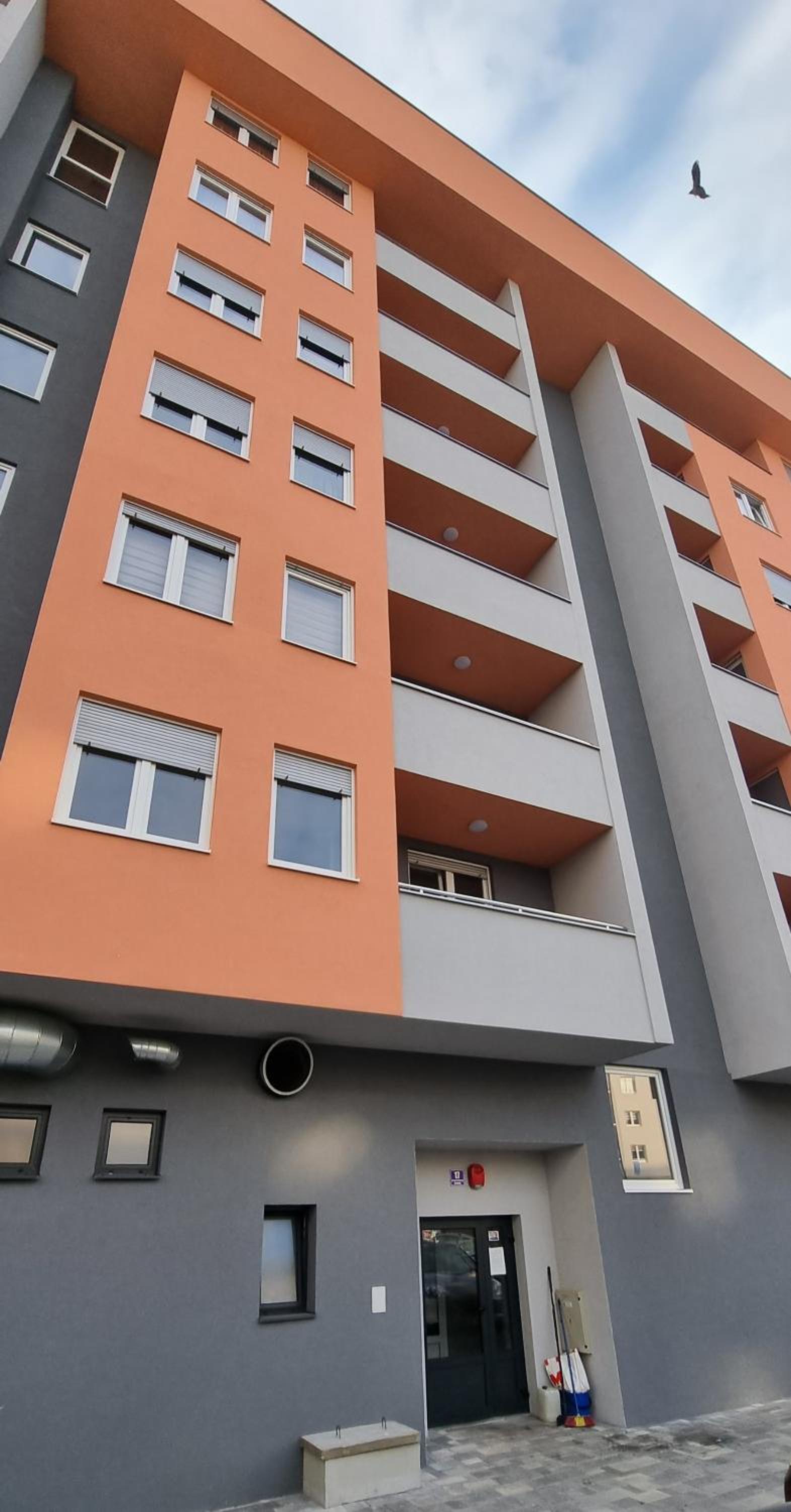 Stan na dan-Apartman Mia