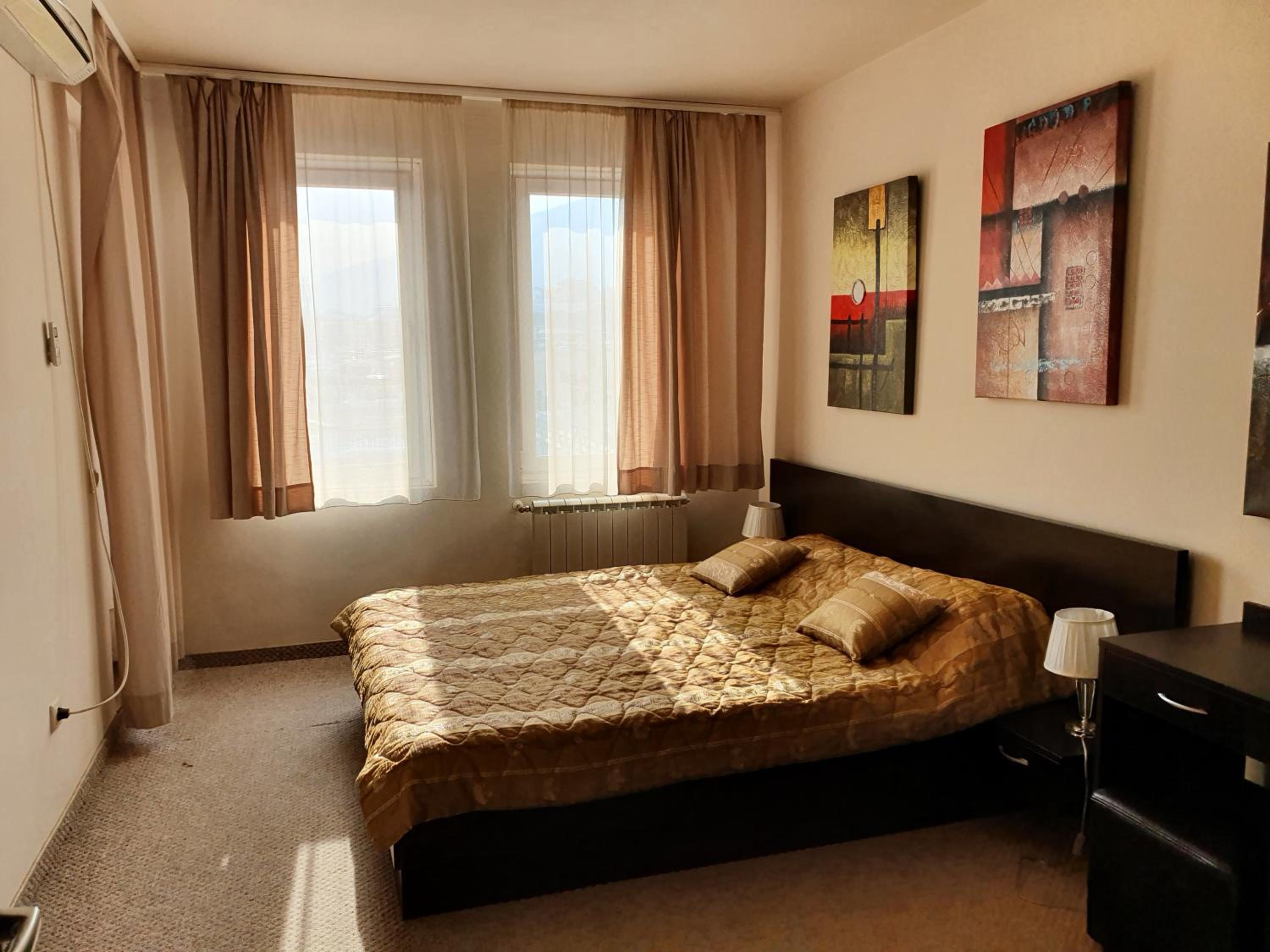 Spacious and Cosy Apartment in Bansko Royal Towers Complex view 5