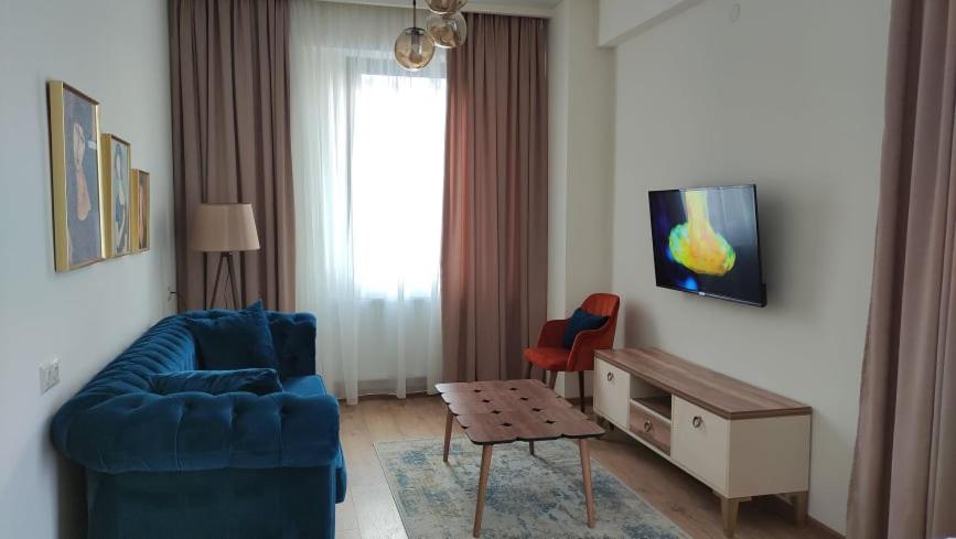 Apartment 76 view 3