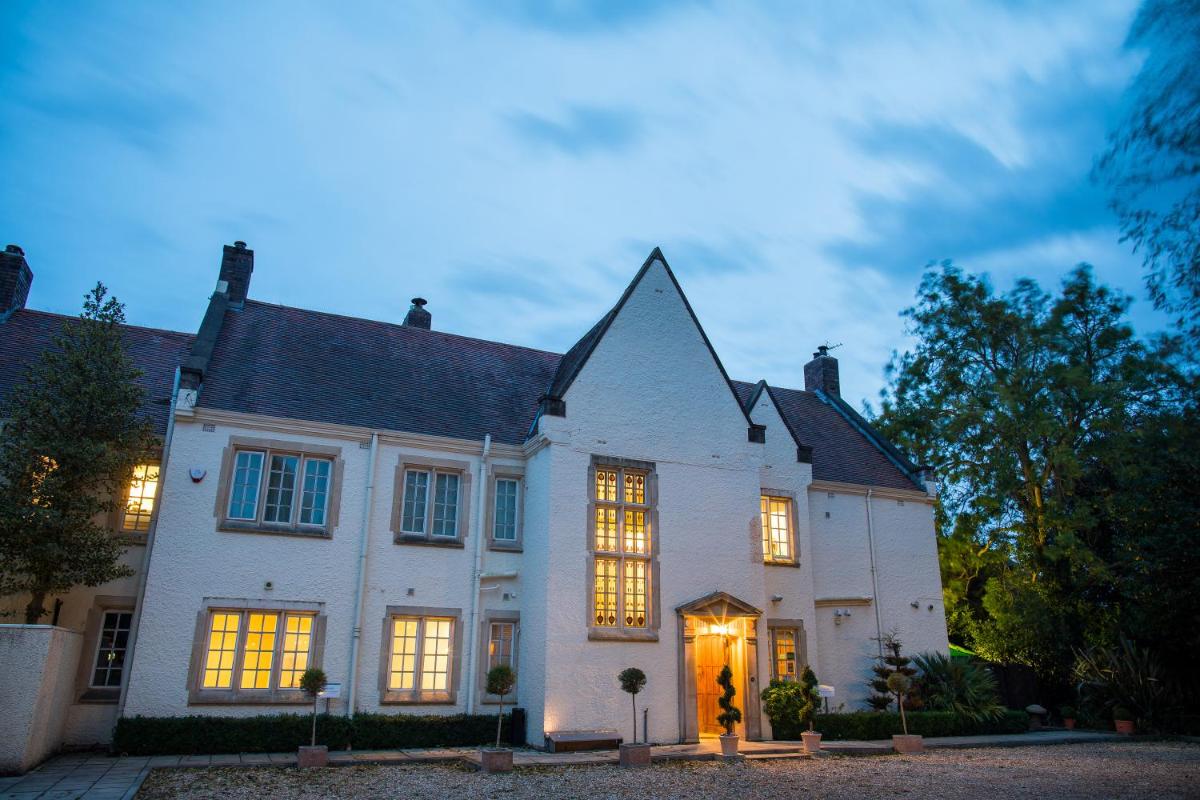 hotel building