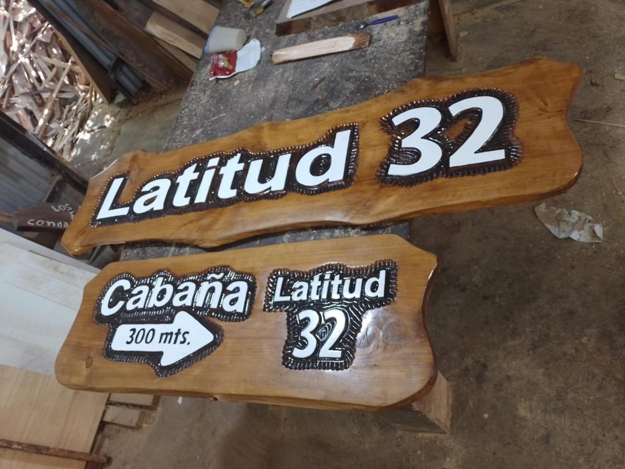 Latitud 32