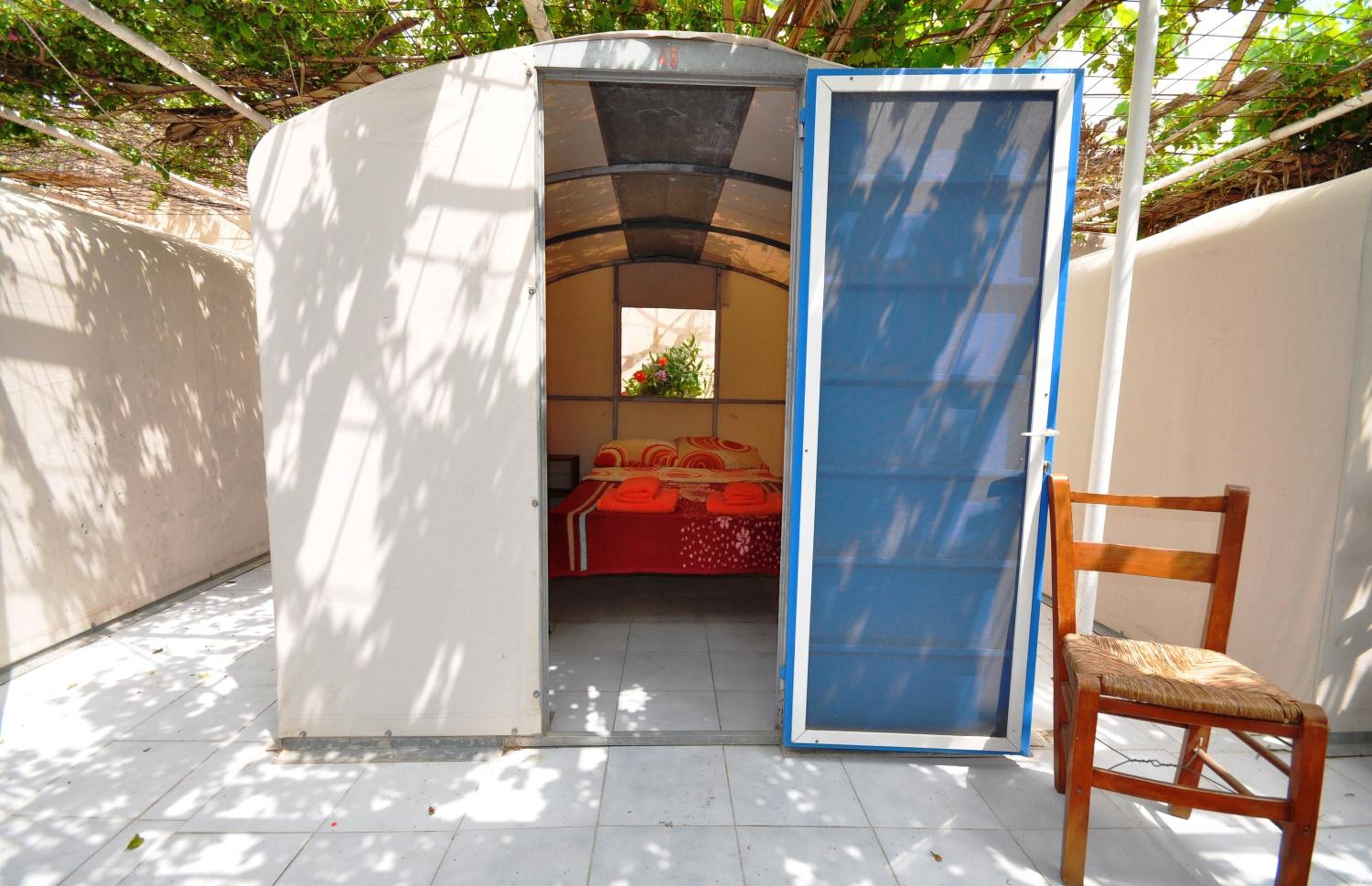 Santorini Camping & Hostel