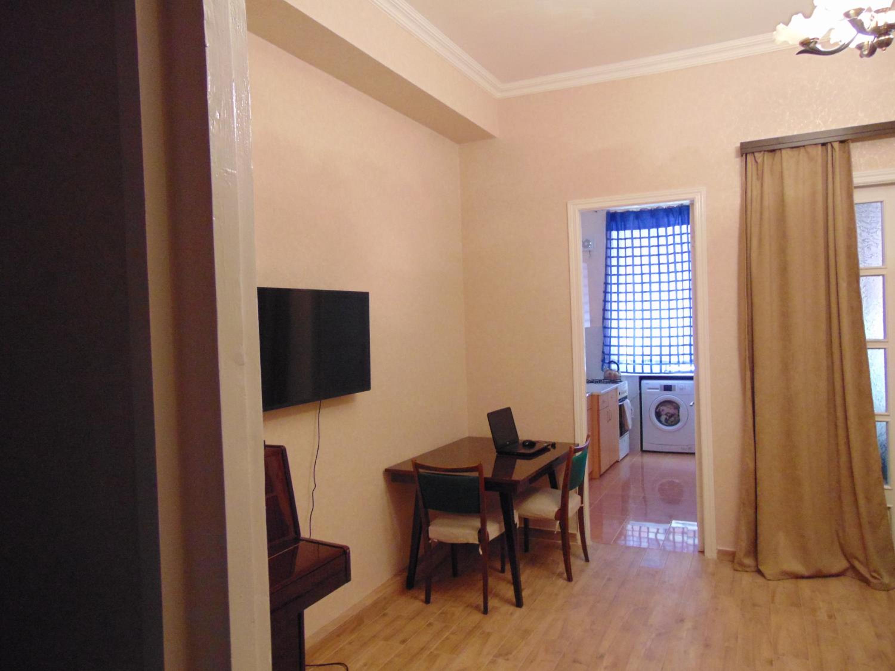 Apartment in the center of the city - Vera view 3