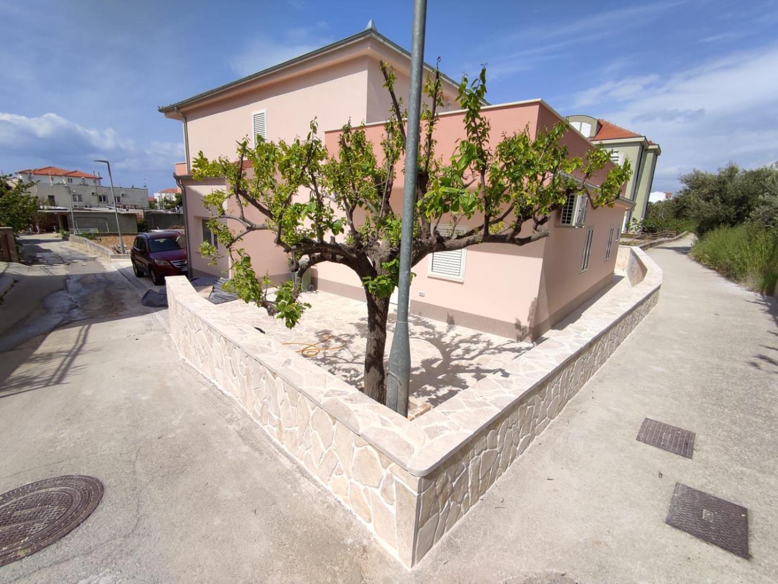Apartman Roza view 3