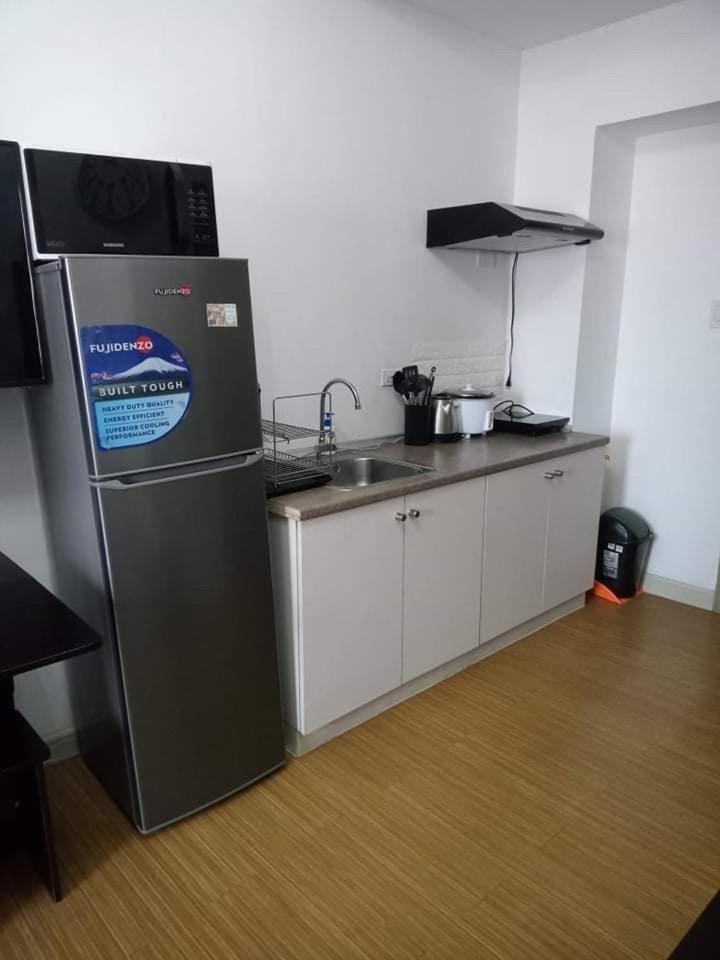 Taguig City Grace Residences with small balcony view 4