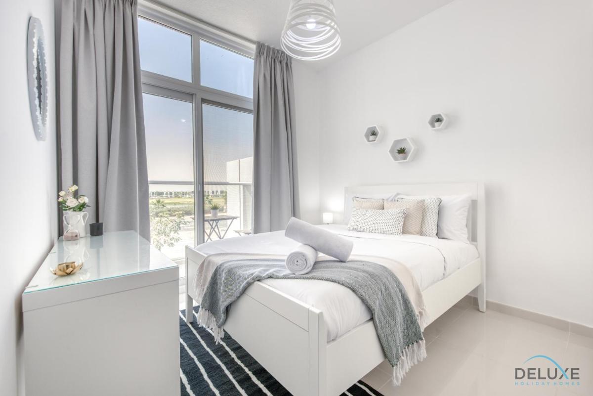 Affluent 3BR Townhouse at DAMAC Hills 2, Dubailand by Deluxe Holiday Homes