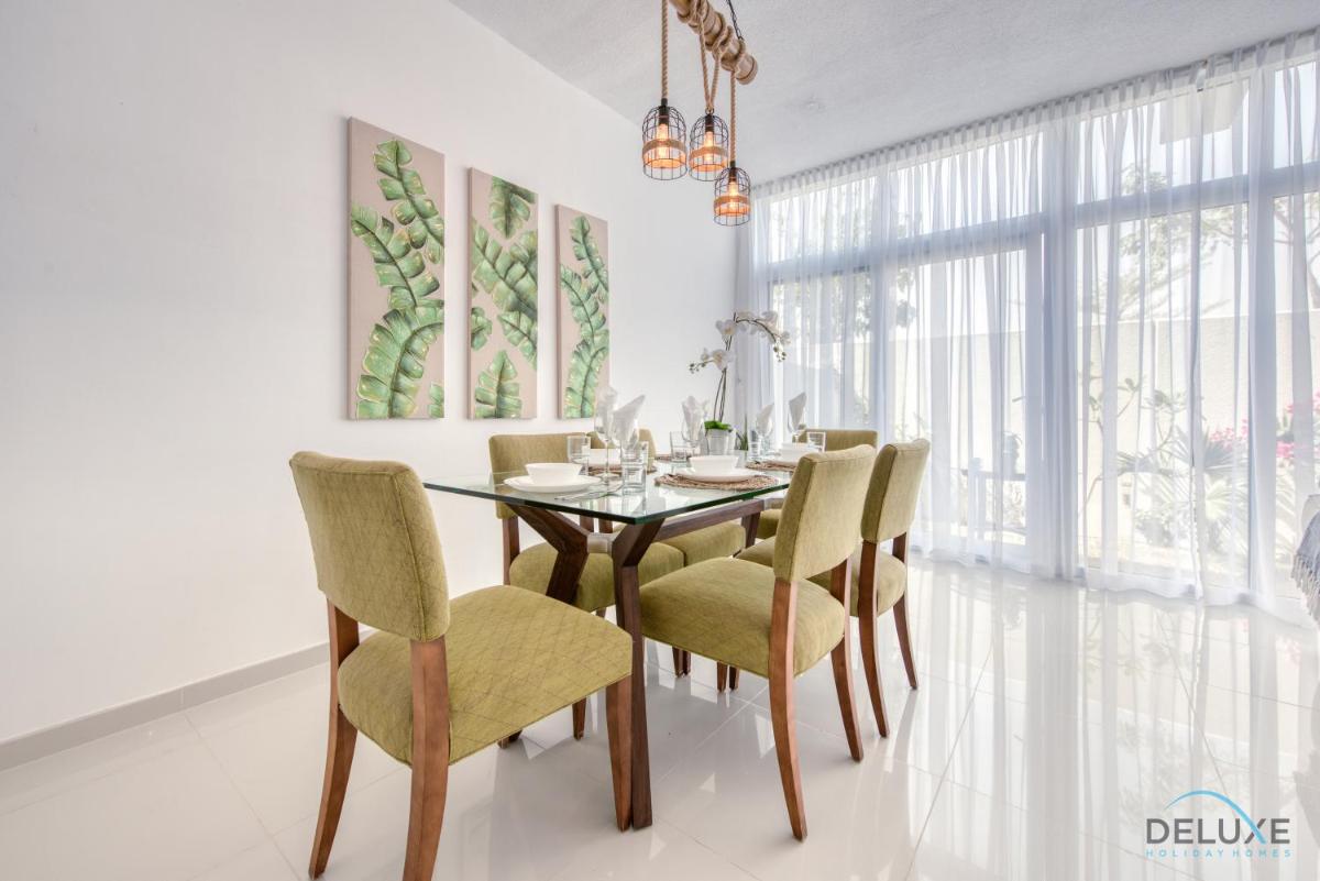 Affluent 3BR Townhouse at DAMAC Hills 2, Dubailand by Deluxe Holiday Homes