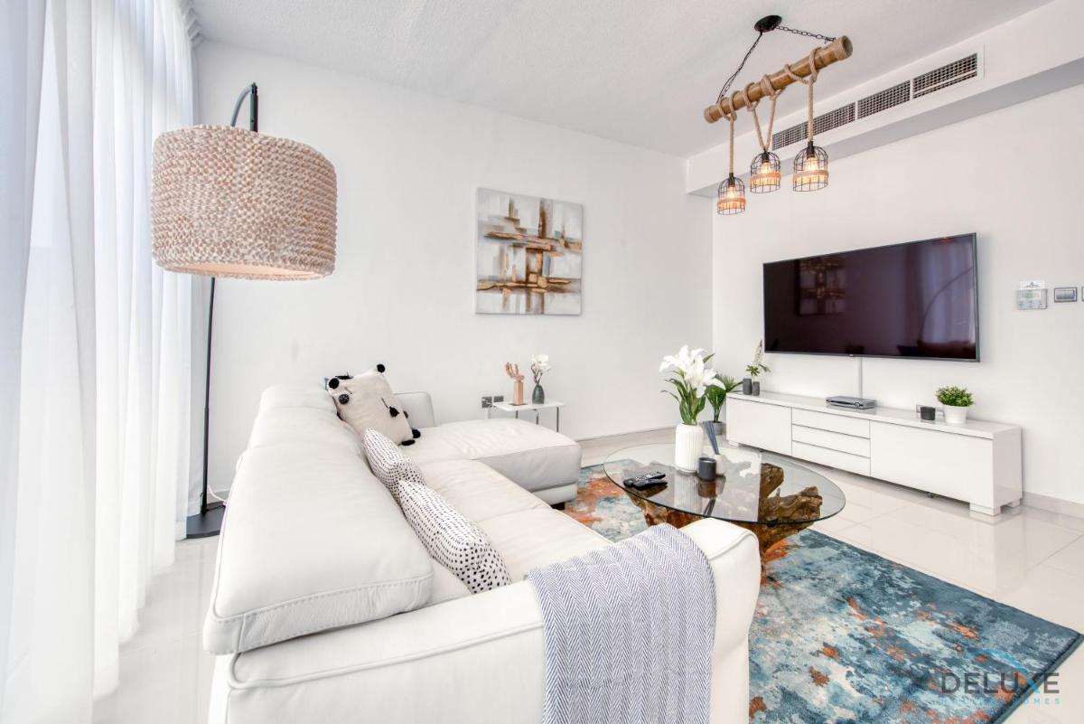 Affluent 3BR Townhouse at DAMAC Hills 2, Dubailand by Deluxe Holiday Homes