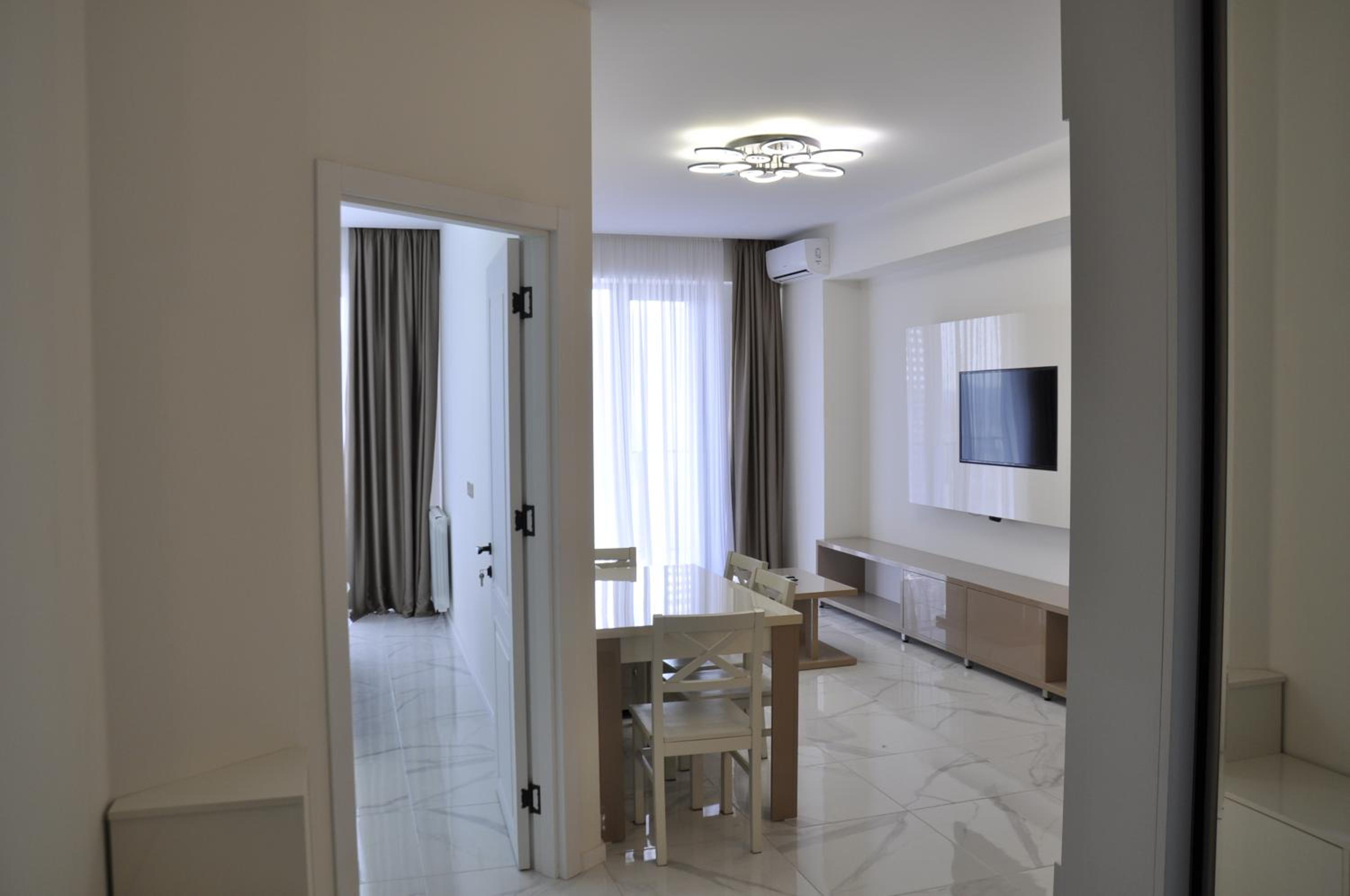 TB*LISI Apartments at the height of the stars.Three. view 5