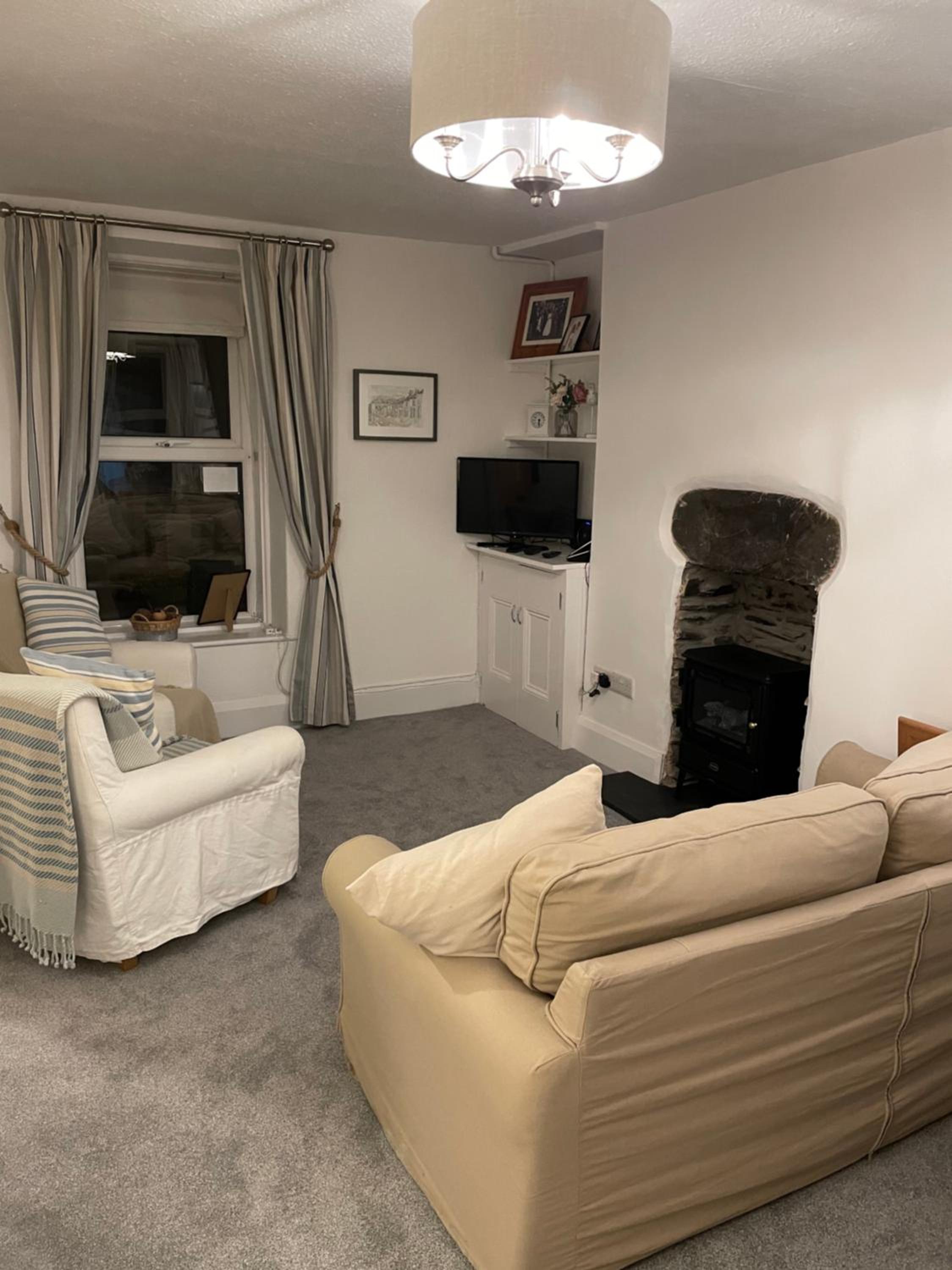 7 Mersey Street, Borth-y-Gest