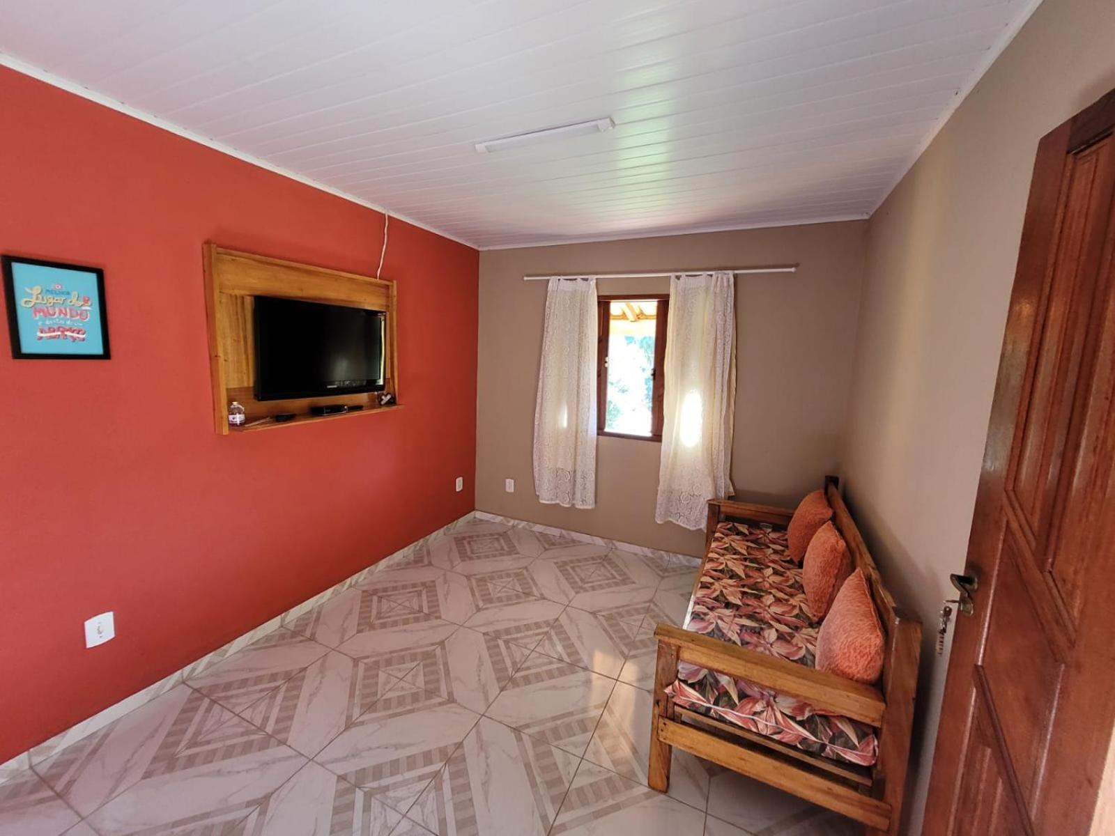 Espaço inteiro: Casa de campo nas montanhas