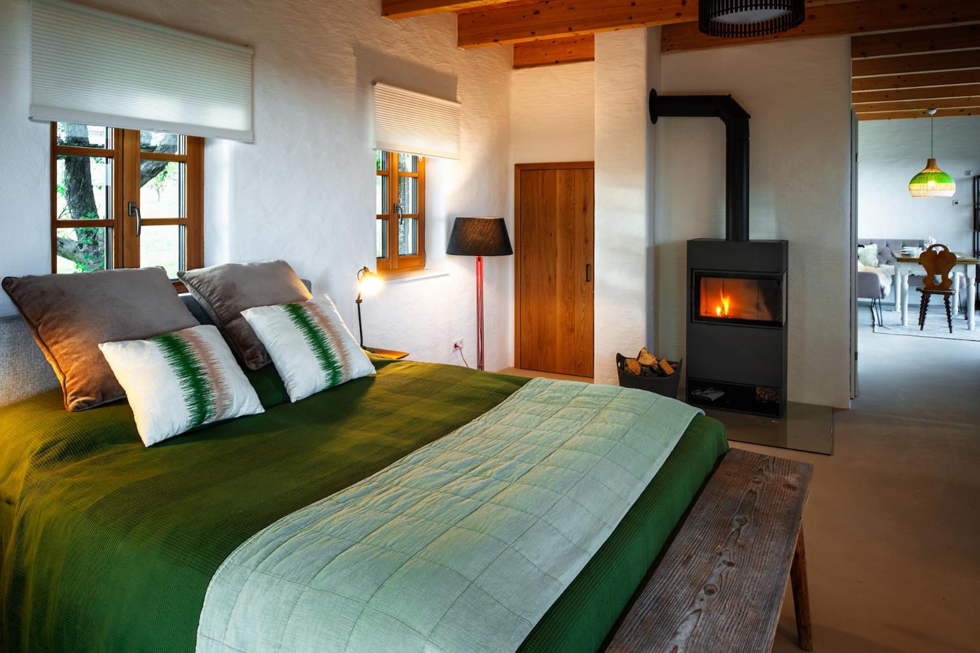 Ferienhaus mit privaten Schwimmteich und Sauna