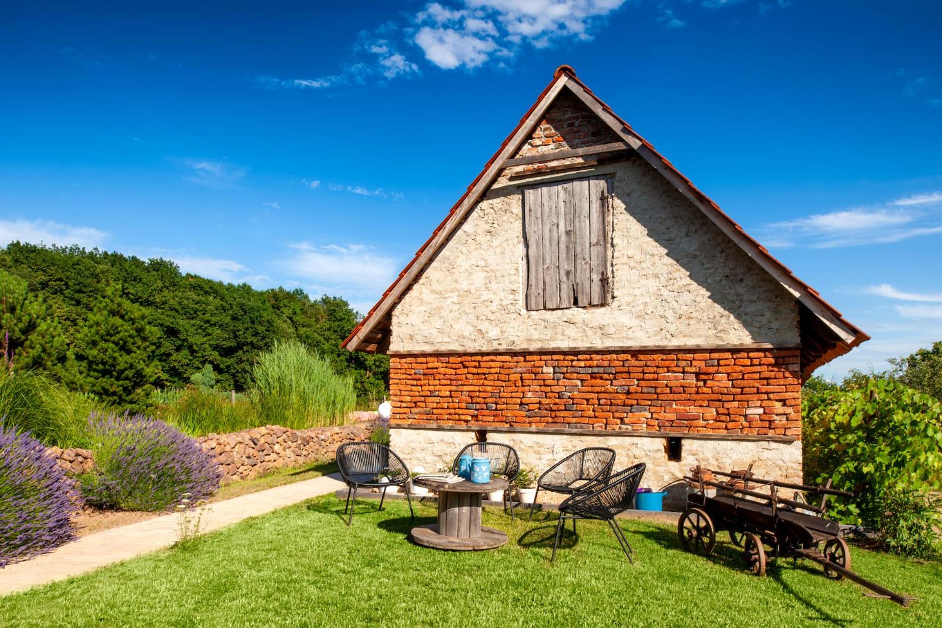 Ferienhaus mit privaten Schwimmteich und Sauna